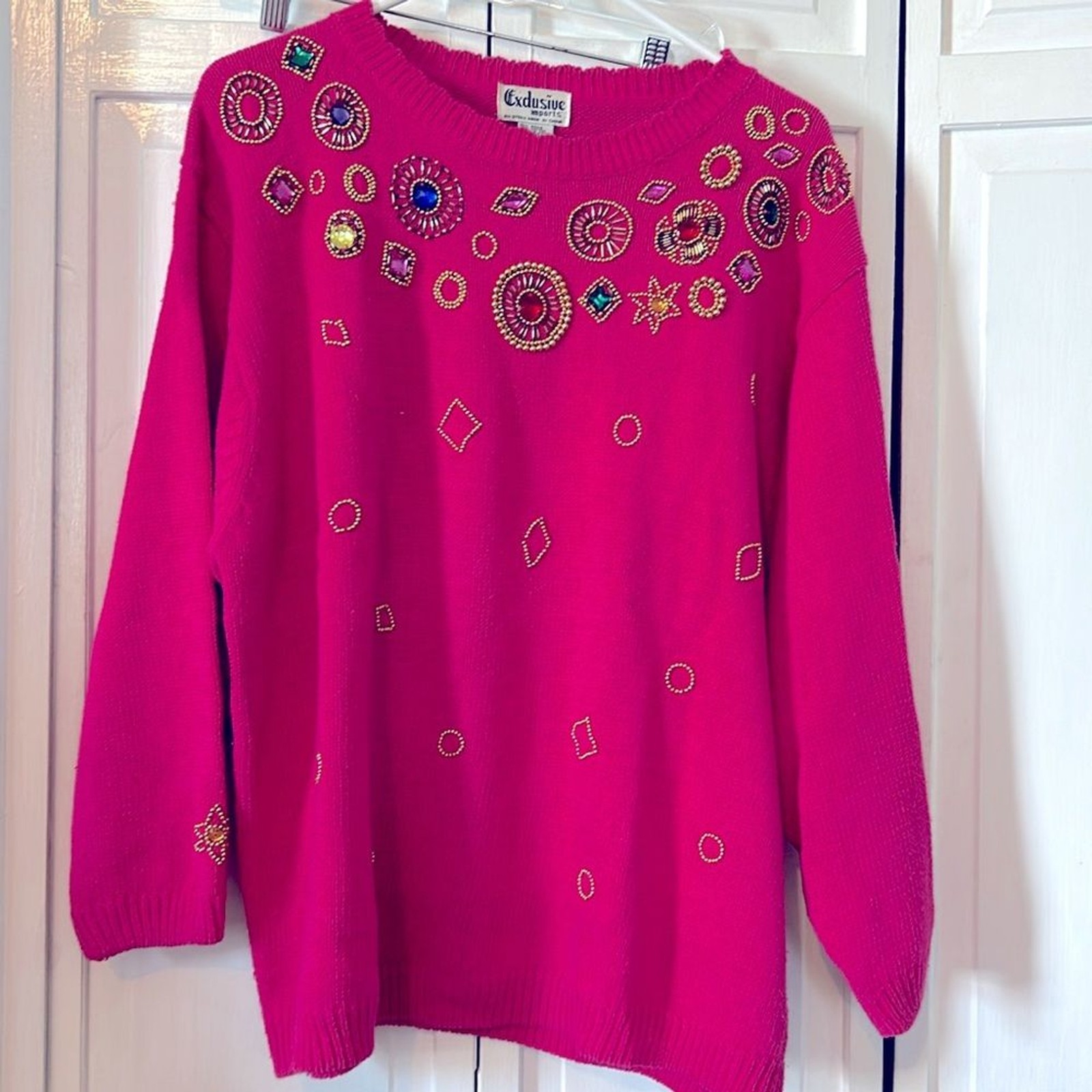 Vintage bright pink cotton/ramie sweater with beads and rhinestones – size L