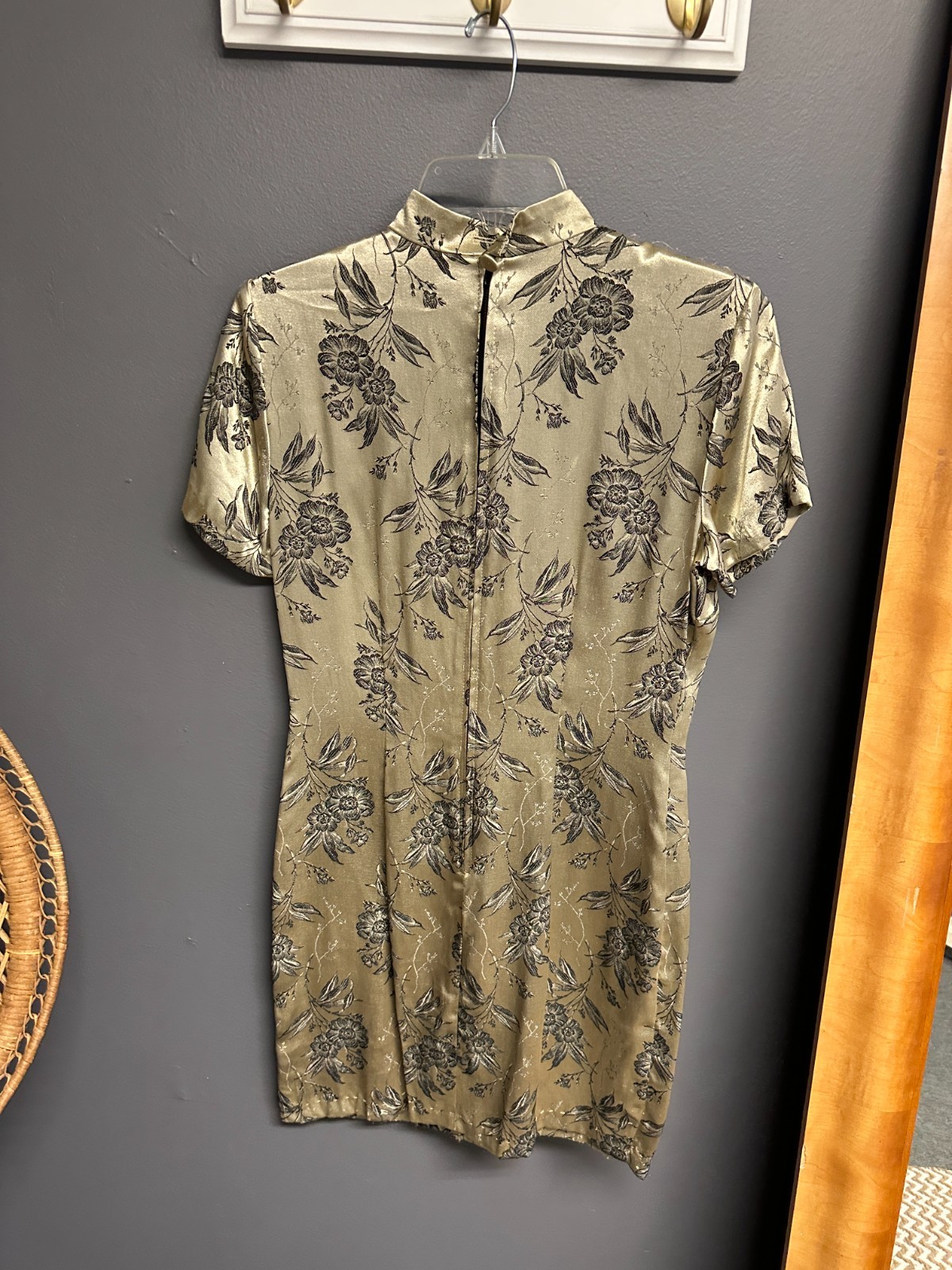 Vintage Molly Malloy Oriental Dress Womens Sz 8 Japanese Kimono Gold Black Embos