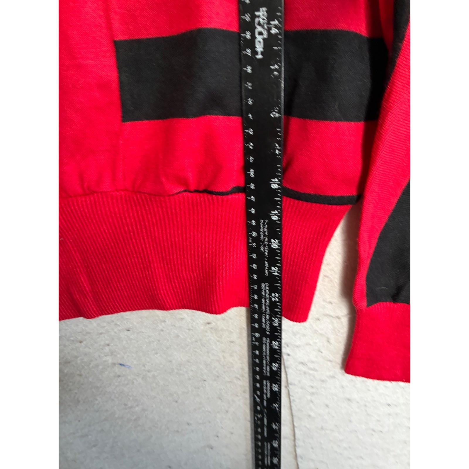 Vintage Hi Rollers Red Black Striped Batwing Sleeve Knit Sweater Large RN 60194