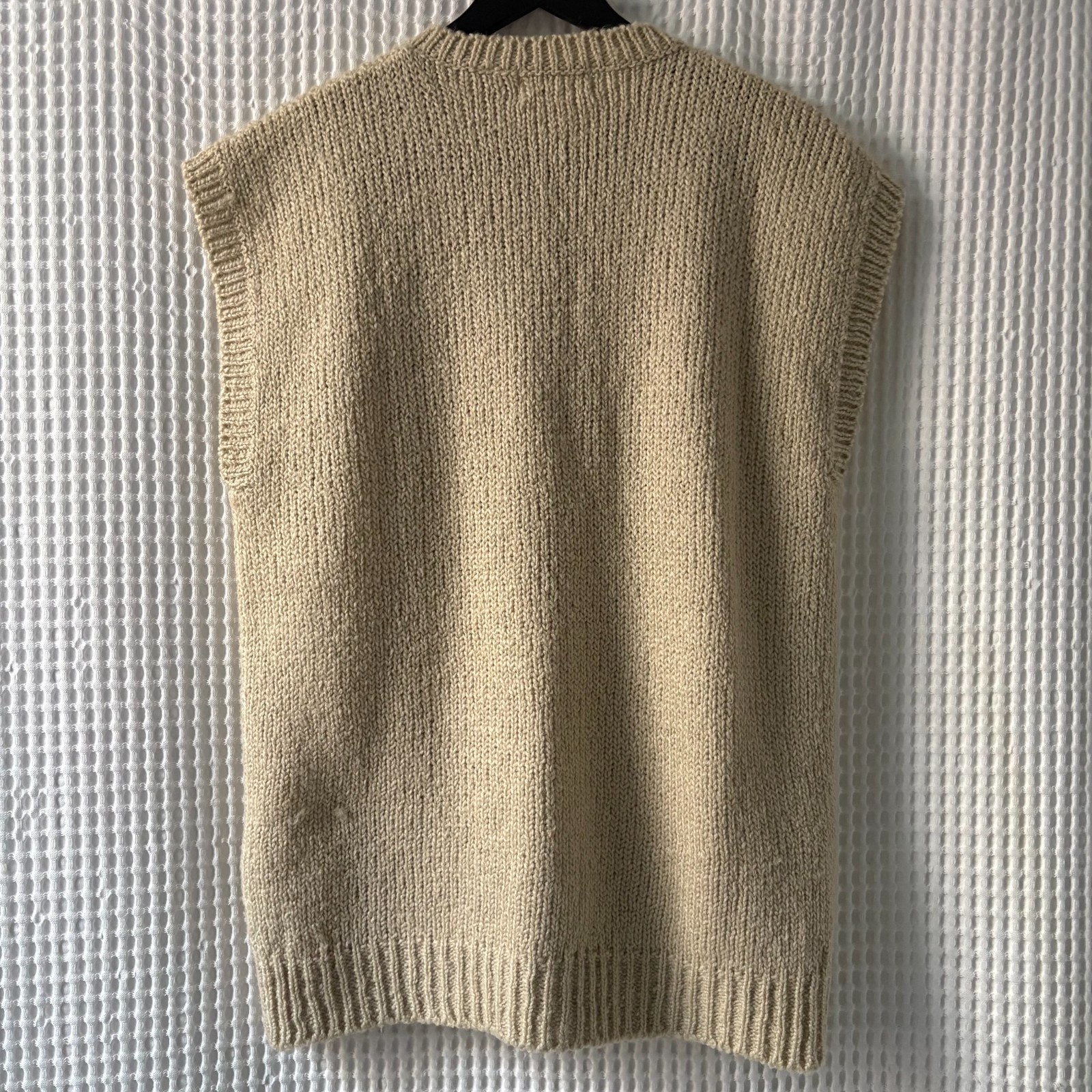 Vintage Carriage Court acrylic knit sweater vest women’s medium 1980s retro twee