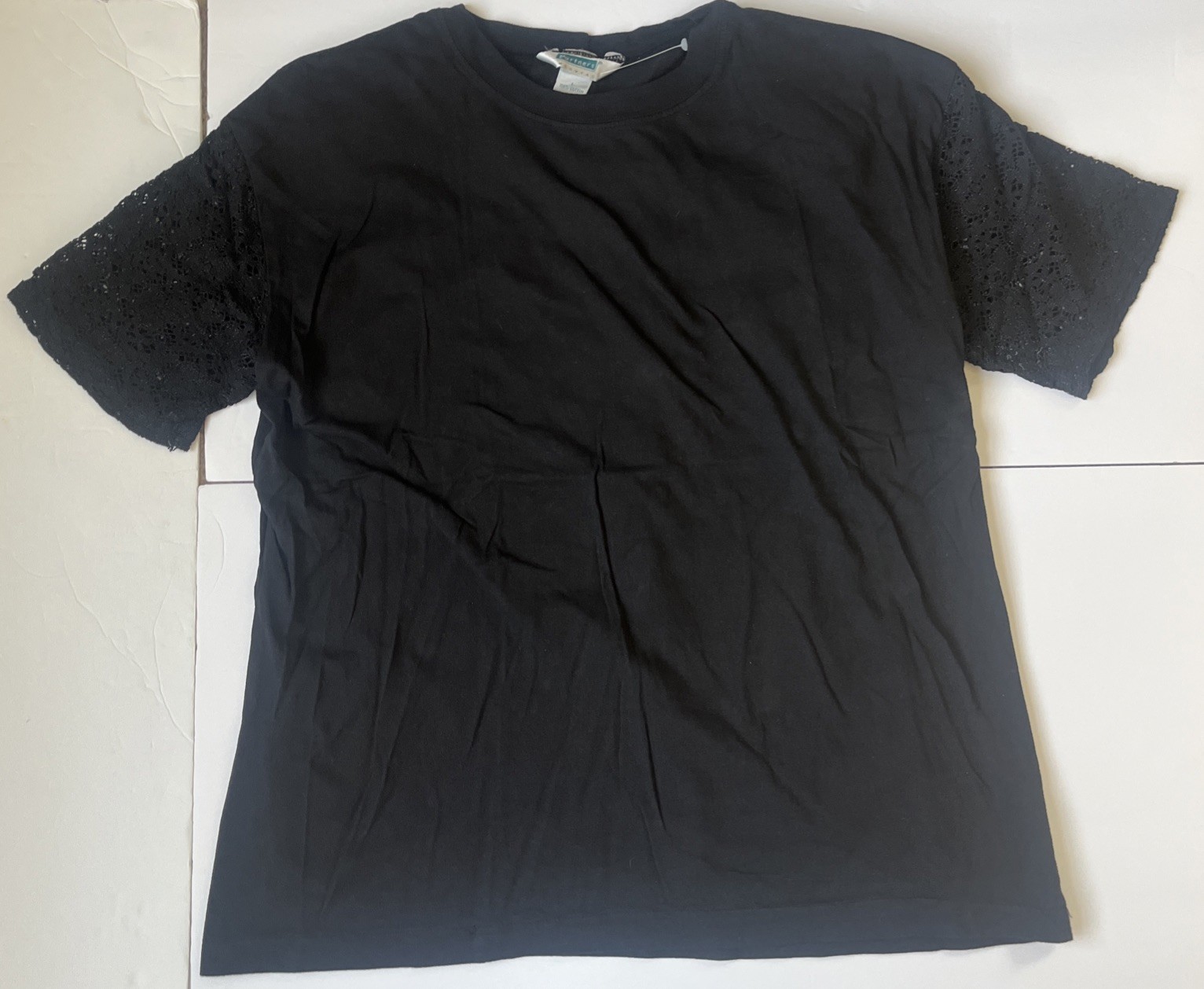Vintage 90s Mervyns Partners Women’s Black Shirt Lace Shoulder Pads Size L