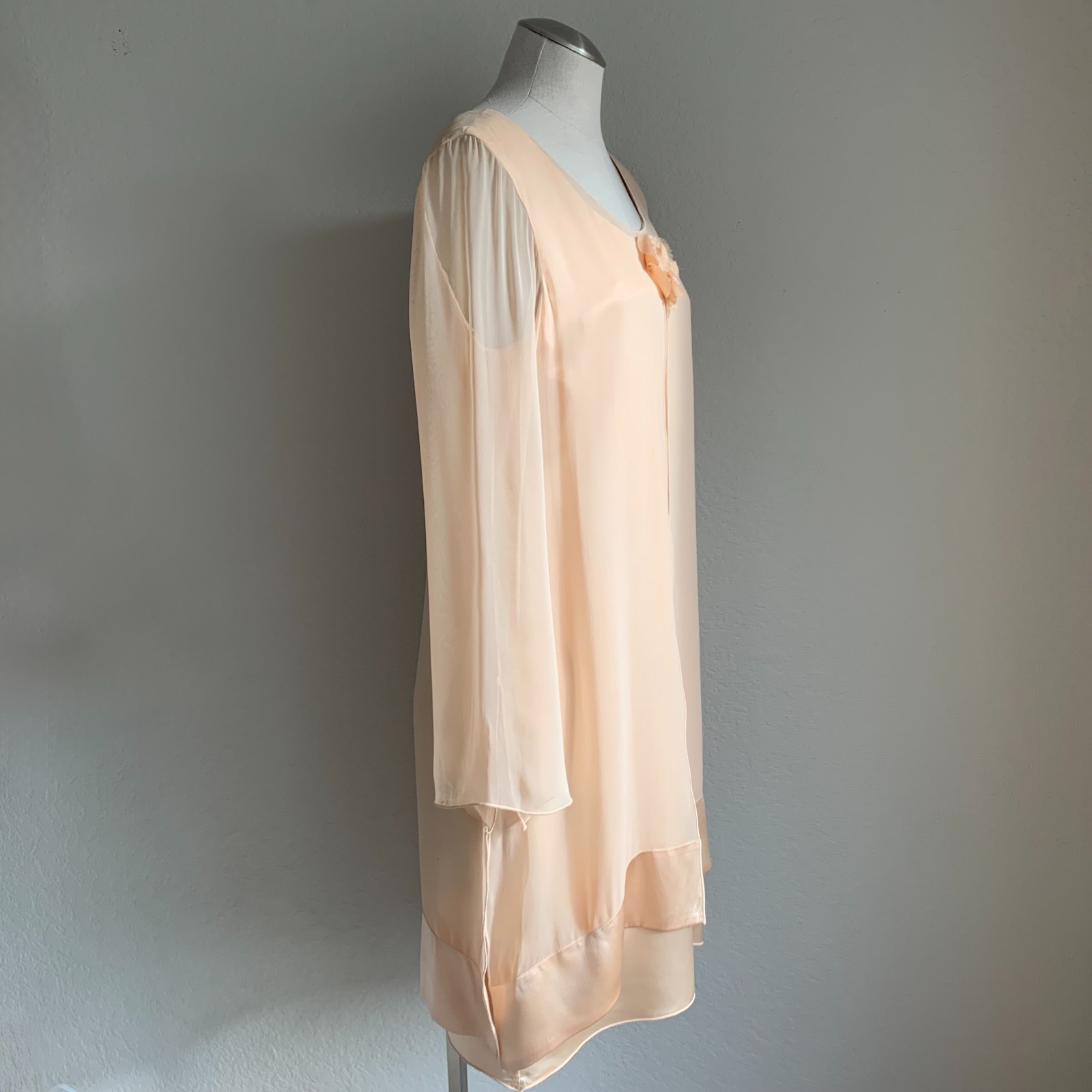 Vintage 90s Holly Harp Silk Dress Sz S Peach Satin w Chiffon Overlay Flower Trim