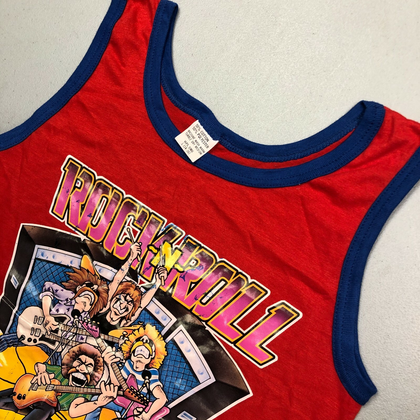 Vintage 80s 1980s Roach Iron-On Tank Top Rock N Roll 50/50 Large Red Shirt Vtg