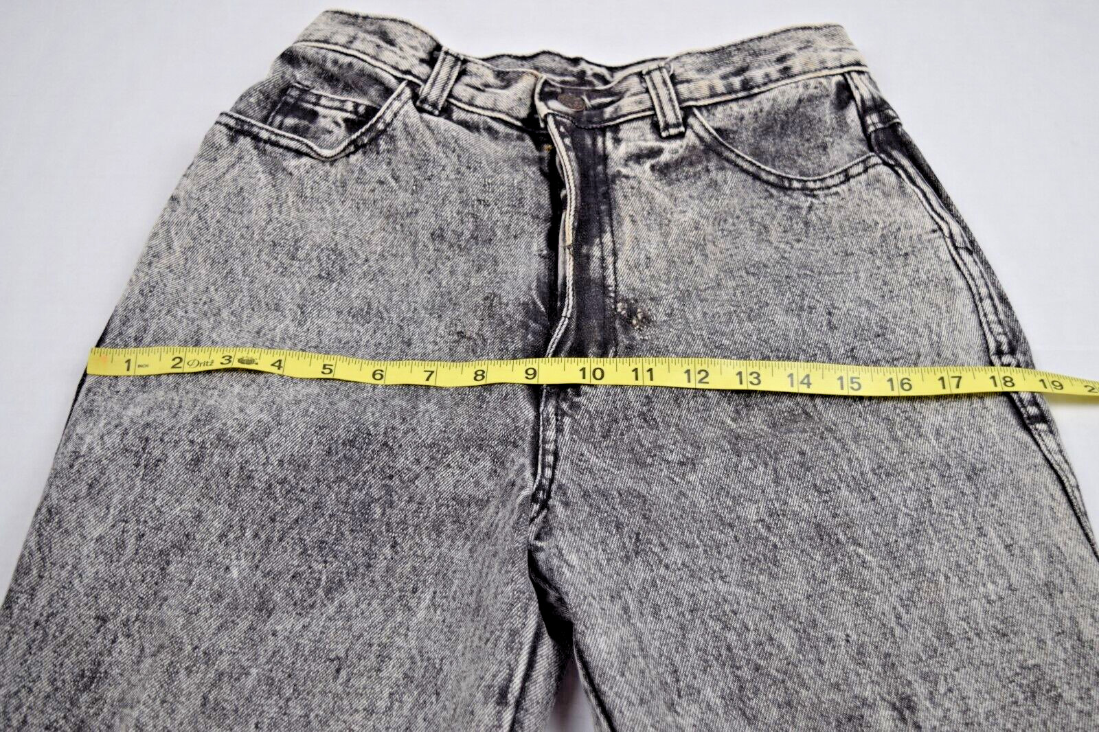 Vintage Jeans Acid Wash Made in the Shade 28 x 30 80s High Waist Made USA