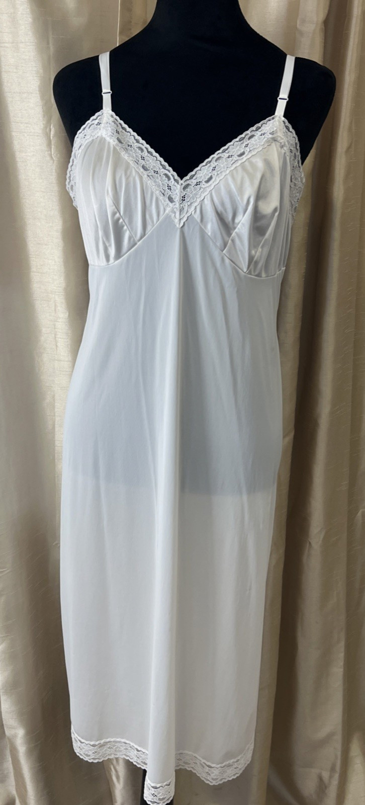 Vintage Vanity Fair Ivory Nylon Lace Trim Slip Dress Lingerie 38 Made In USA