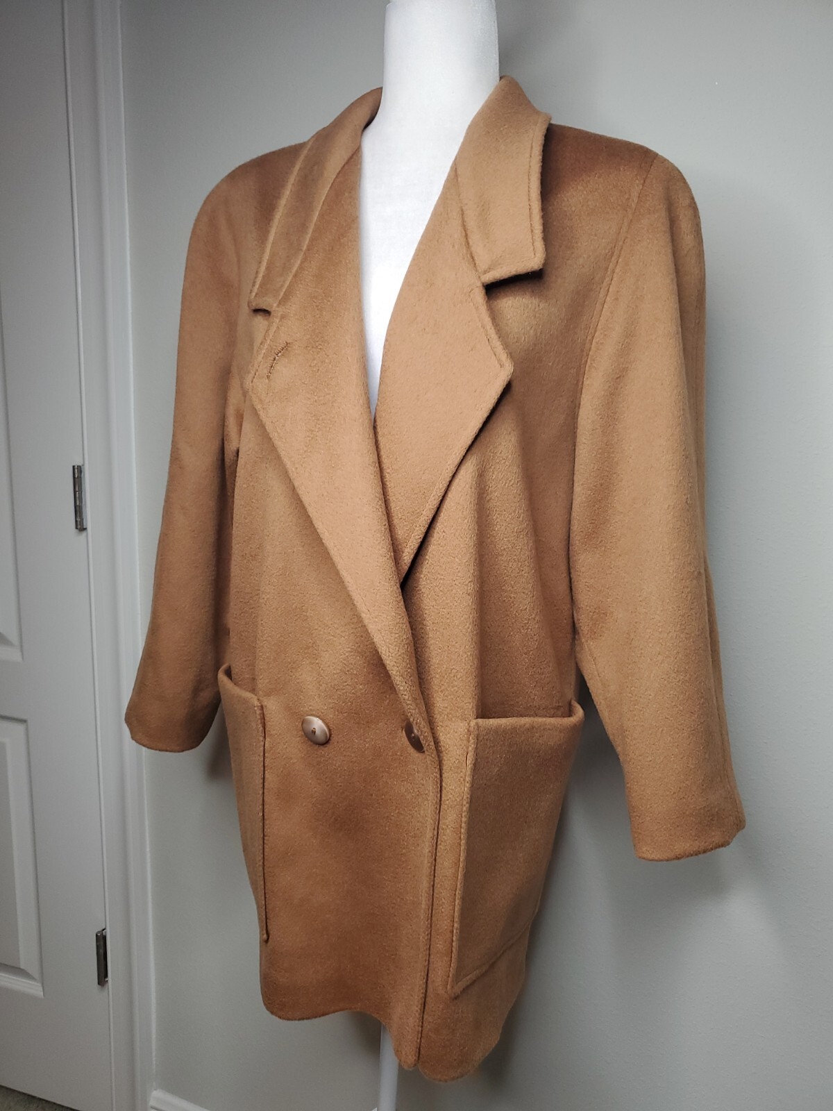 VTG Cassidy 100% Wool Coat Hand Tailored Double Breasted Coat Biege Size 6