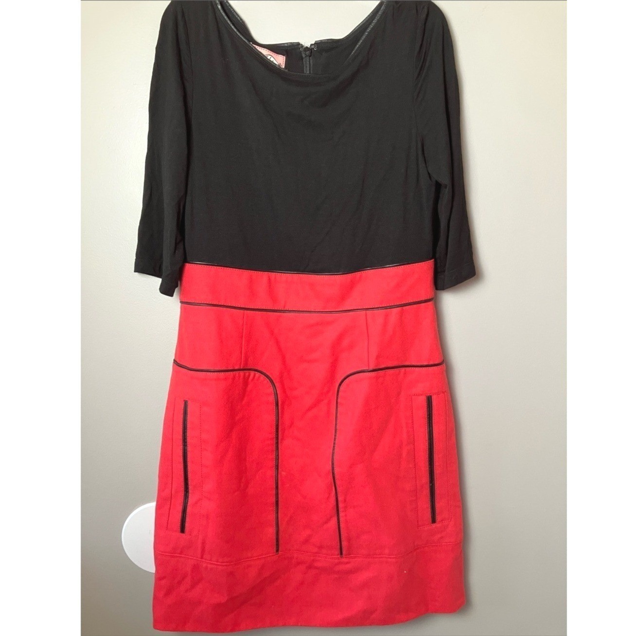Phoebe Couture Retro Inspired Black & Red Colorblock Size 6 Sheath Dress