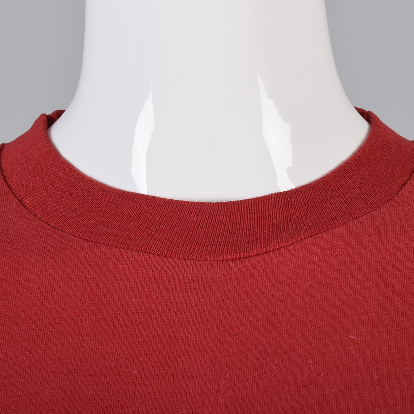 XS/S Vintage 1970s 70s Red T-Shirt Hippie Boho Casual Short Sleeve Deadstock Tee