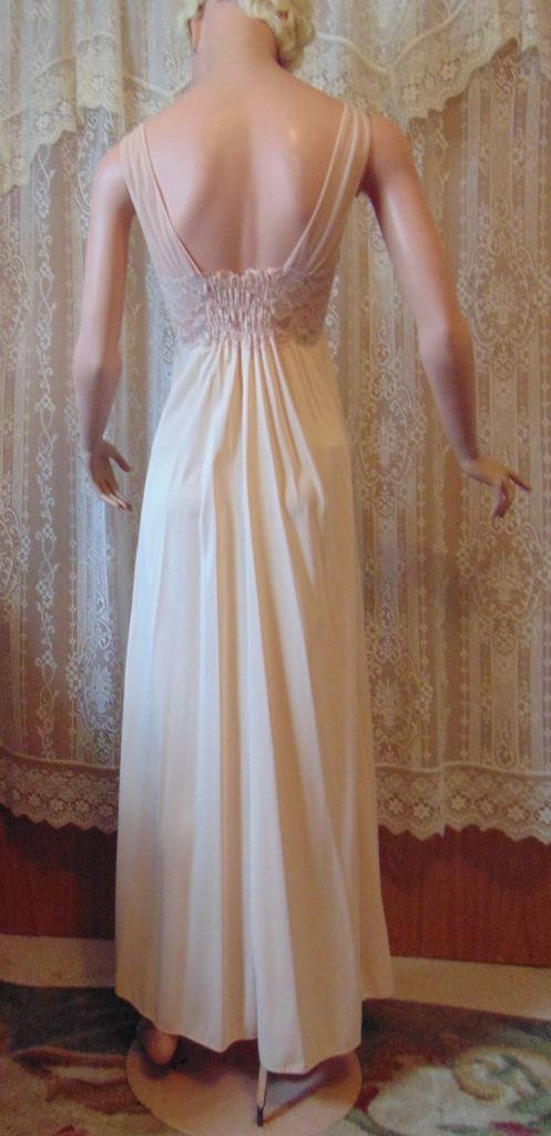 VTG Glydons Peignoir Set Chantilly Lace Bell Sleeve Robe Nylon Gown 36B