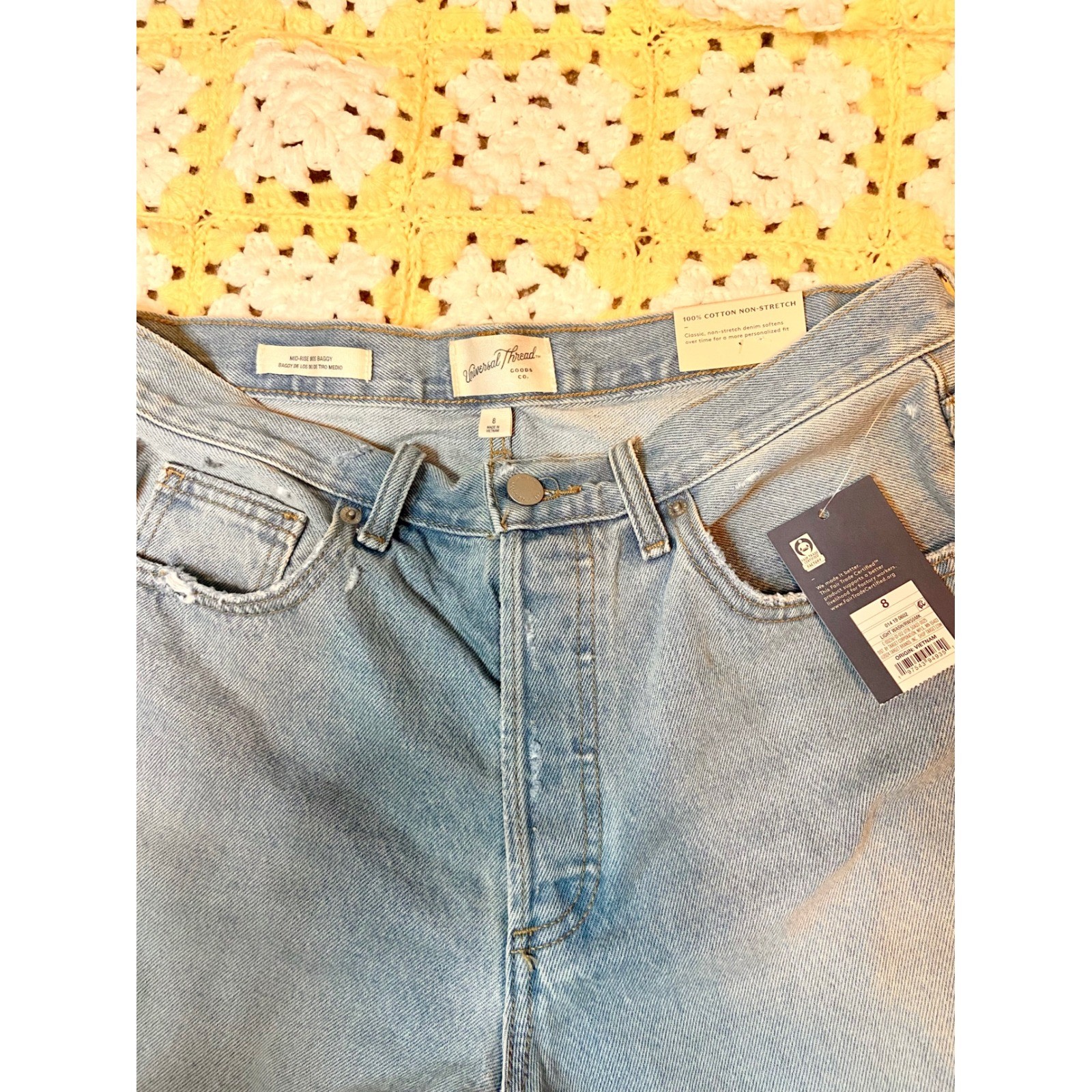 NWT Universal Thread Mid Rise 90s Baggy Jorts Size 8
