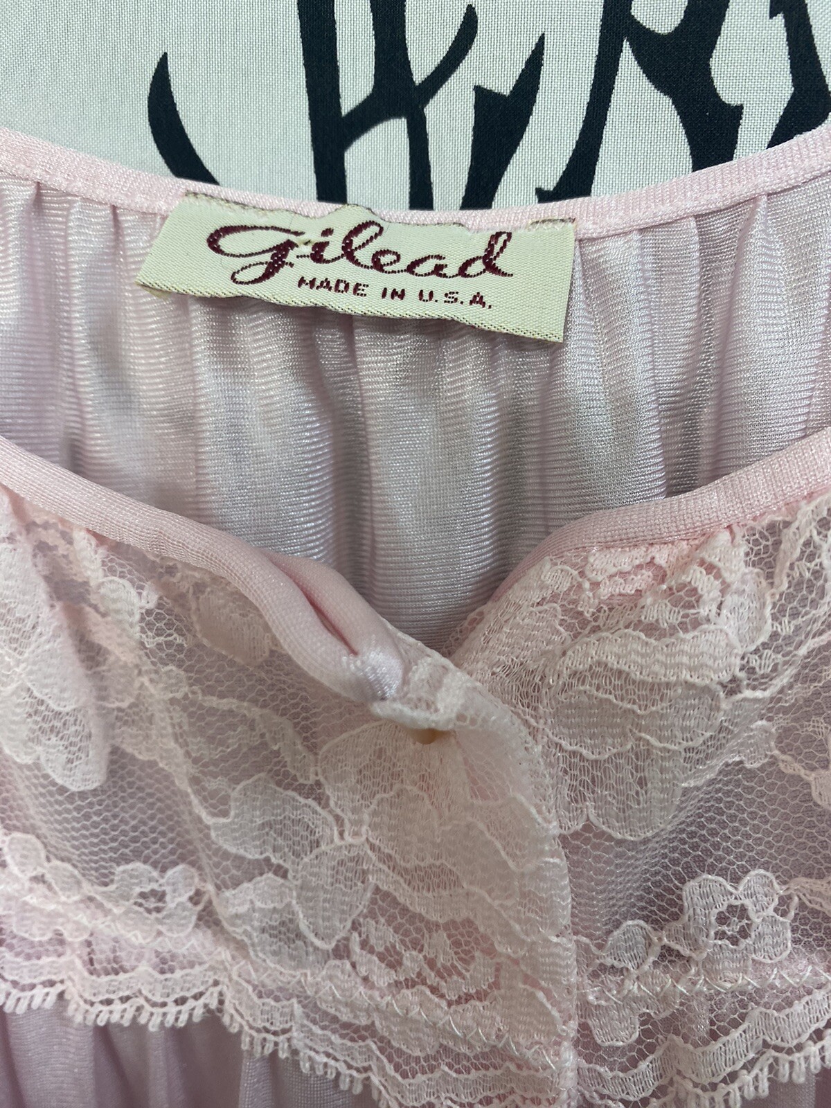 Vintage Gilead Nylon Baby Pink Lace Button Front Robe Pocket USA Large