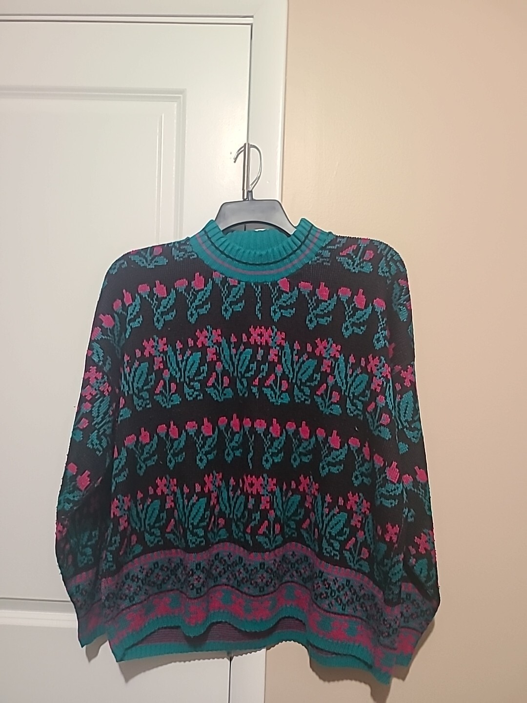 Vtg Glamour Knit 80’s Sweater Abstract Floral Women’s Size M-L Black Pink Green