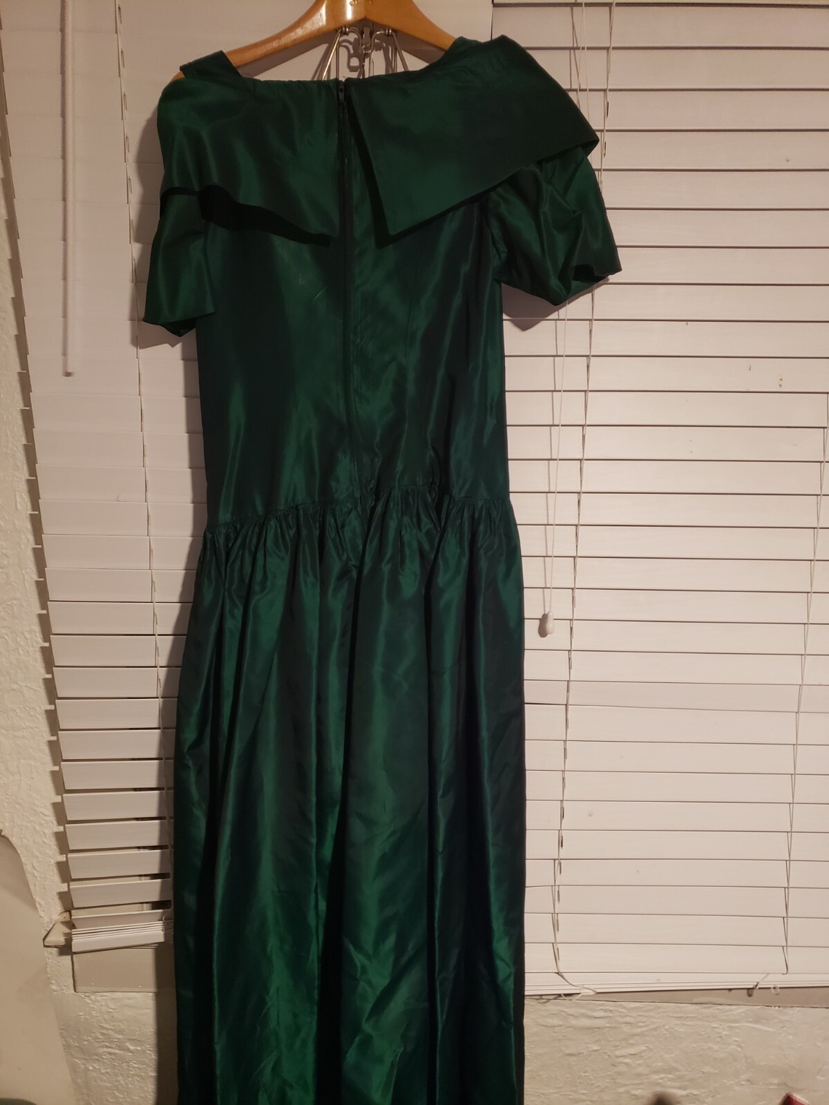 VTG 80s 90s Green Formal PROM off shoulder Dress Gown Sleeves Bow drop Waist