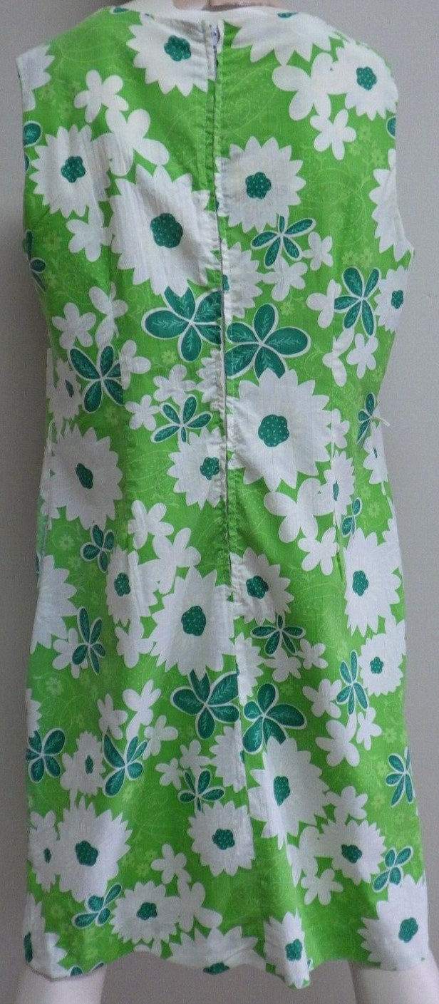 Vintage 1960s 1970s Shift Dress Womens Medium Green White Flower Power Mod Midi