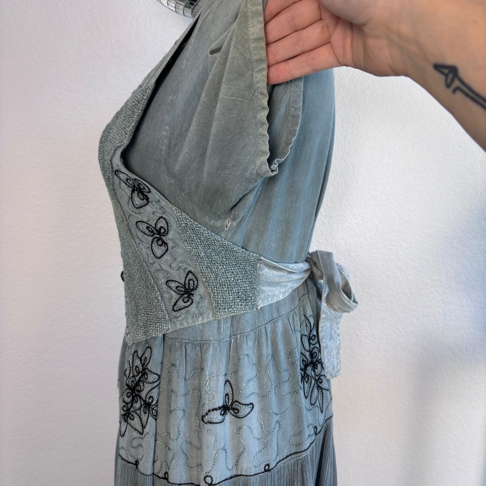 Vintage Cottage Blue Grey Embroidered Tiered Midi Dress, Medium Boho Ren Faire