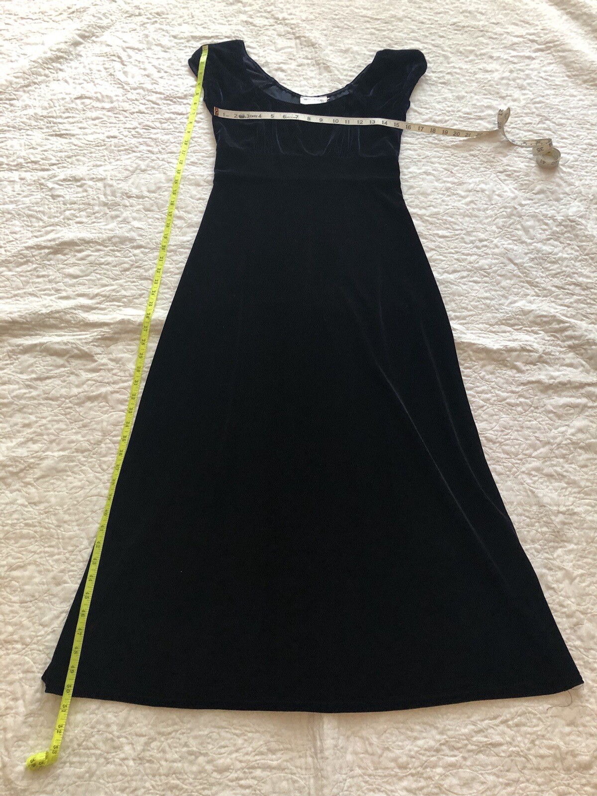 Hugo Buscati 90’s Vintage Black Polyester /Spandex Velvet Maxi Dress