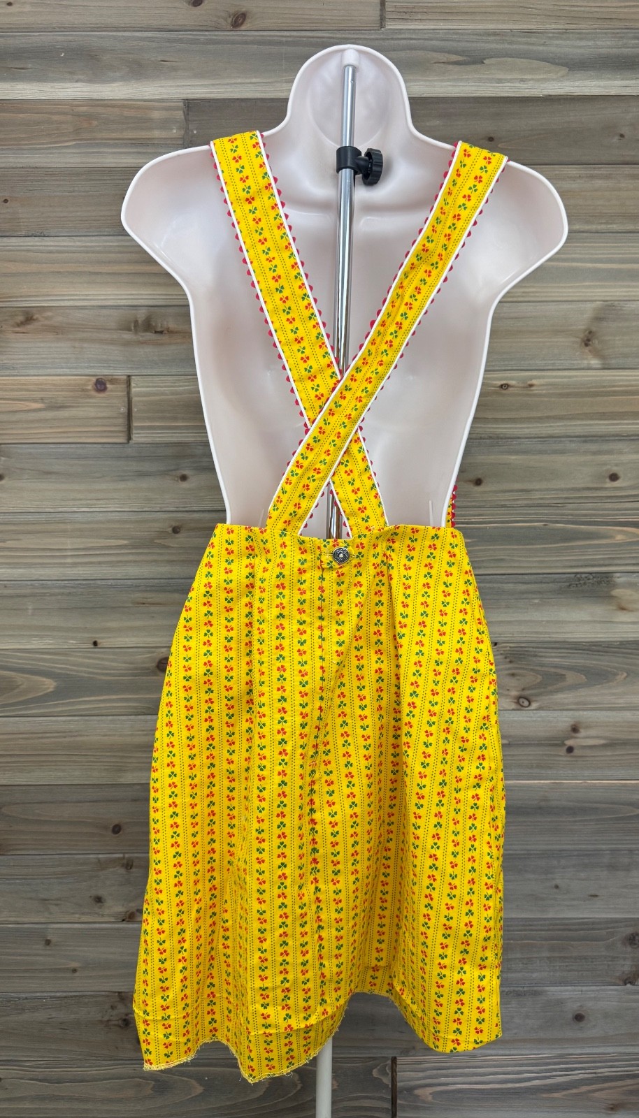 vintage 60’s pinafore mod dirndl suspender skirt rickrack trim novelty print