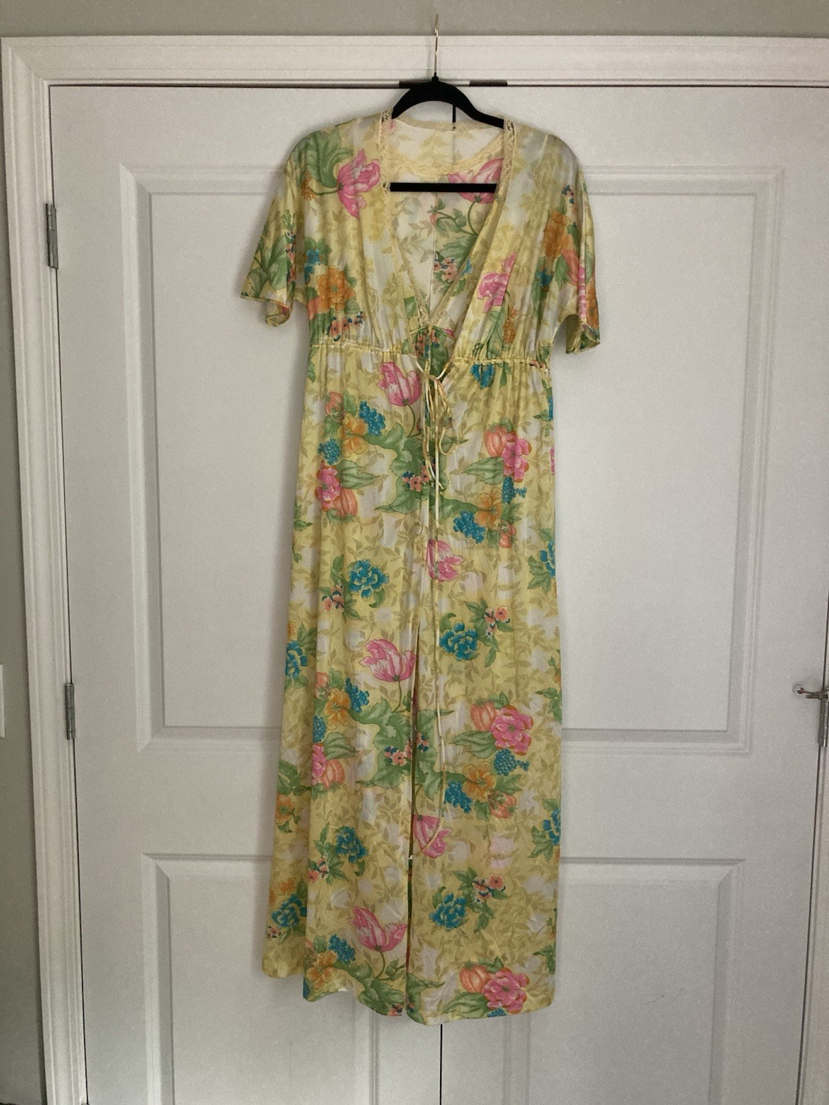 VTG Vanity Fair Floral Peignoir Robe Nightgown Negligee Set Small Made In USA
