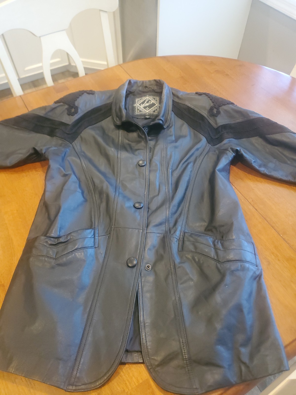 WinLit Vintage Genuine Leather Jacket Black MEDIUM With Beautiful Detail Cowgirl