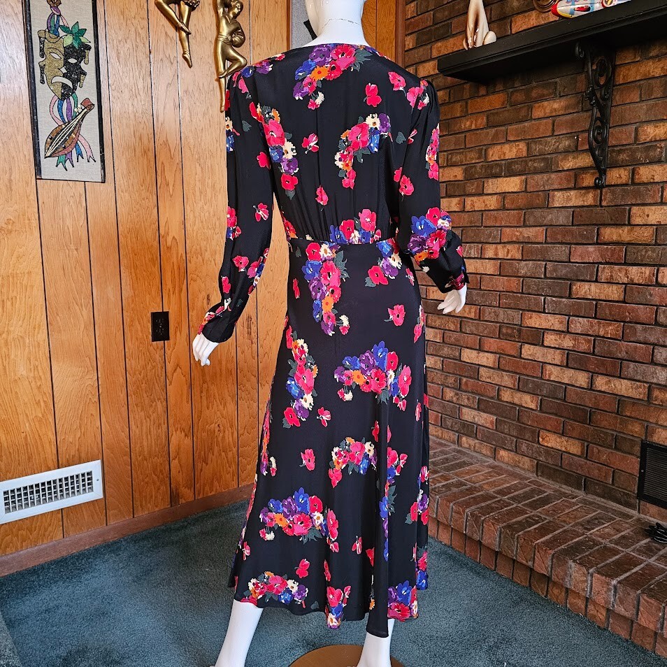 Vintage 80s does 40s Rayon Dramatic Floral Rayon Midi Formal Tea Party Dress M/L