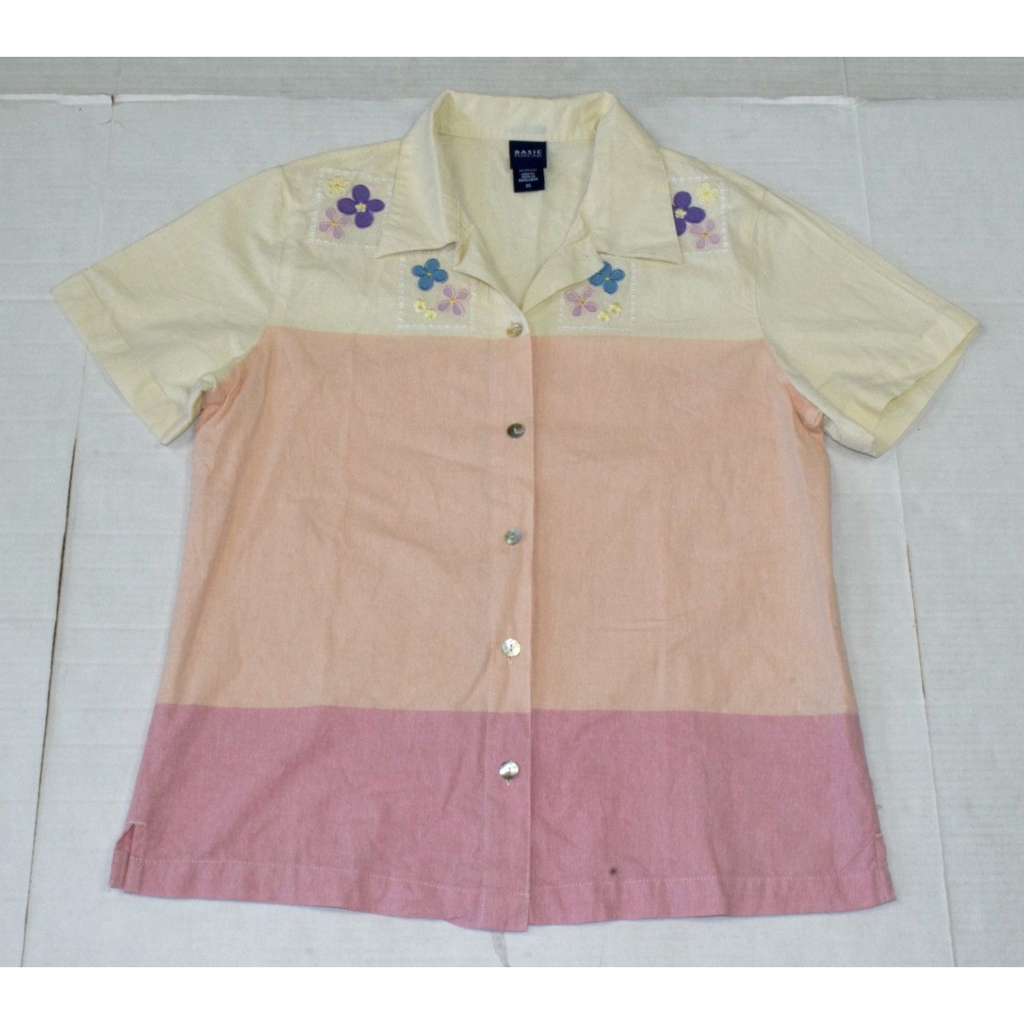 Vintage Shirt Basic Editions Size S 90s 3 Tone Peachy Pink Embroidered Flowers