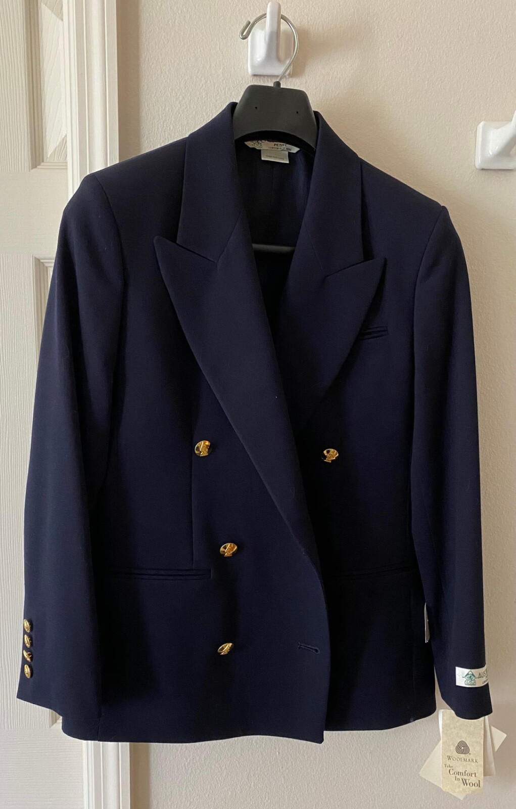 Austin Reed New With Tags Vintage Classic 1990’s Dartmouth Women’s Wool Blazer S