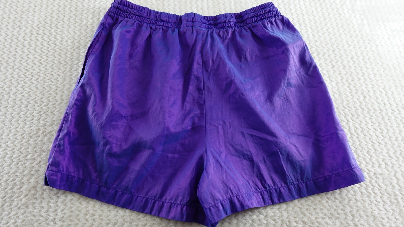 The Body Co. Iridescent Purple Shorts Soccer Running Sz Large Vintage 80’s-90’s