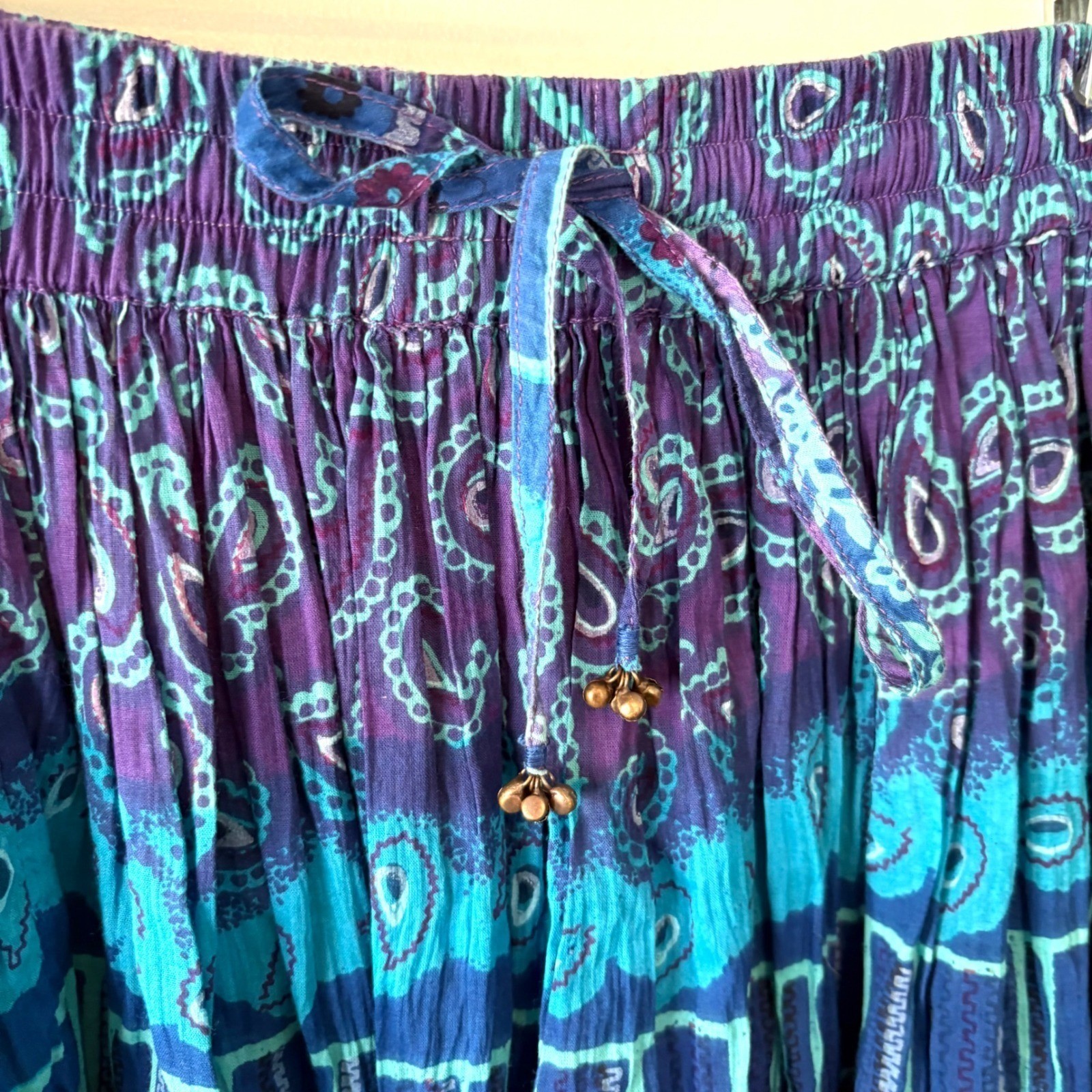 C.M. Shapes Women’s Vintage Blue Purple Full Crinkle Maxi Skirt in Size L