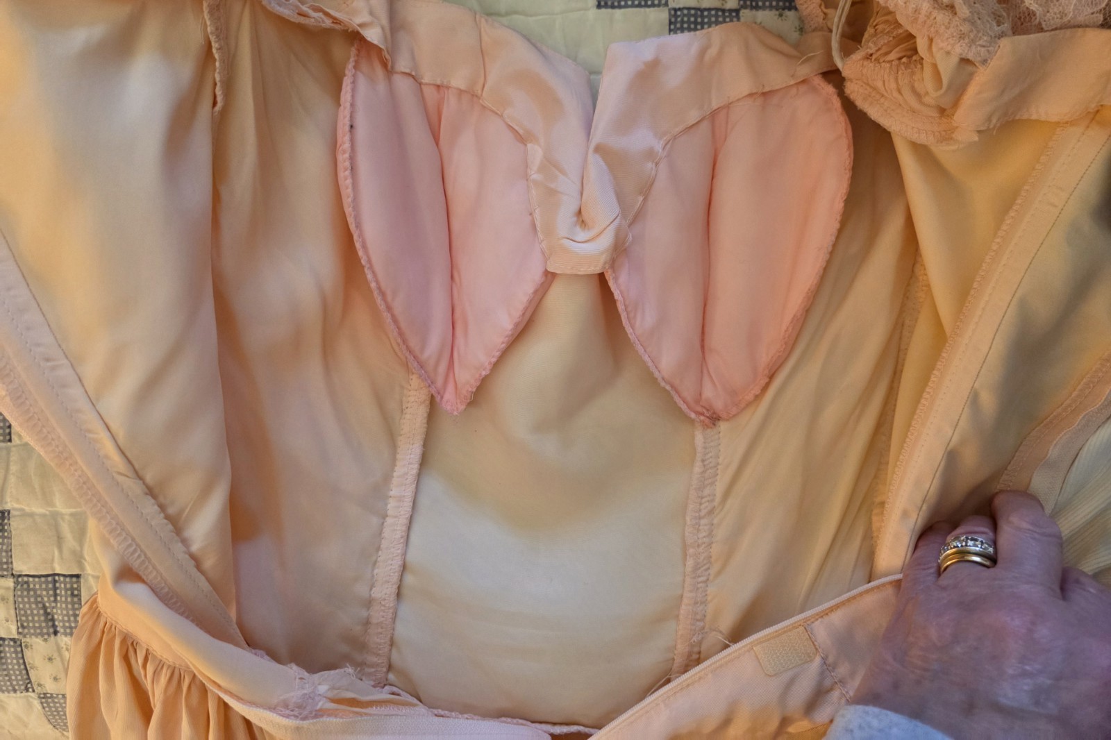 GUNNE SAX ~ VINTAGE 80’S PINK FRILLY PROM FORMAL DRESS ~ Refer To Measurements