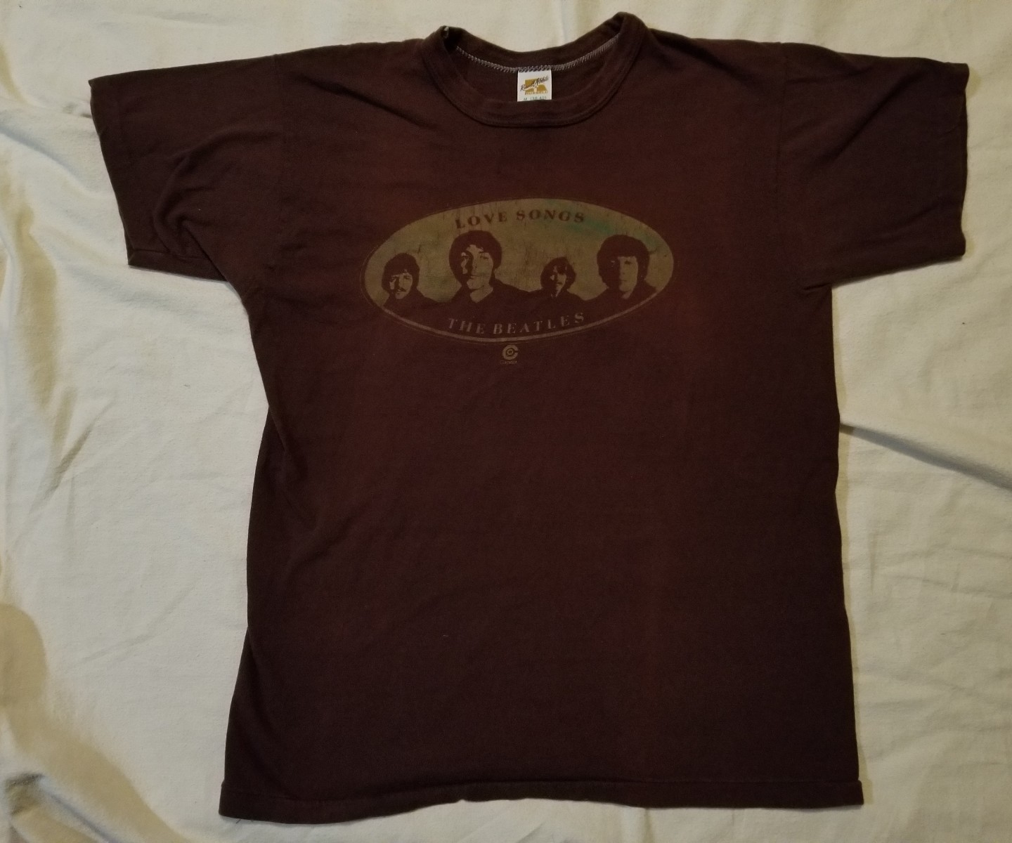 Beatles Capital Records Love Songs Lennon Rock Hippe 60s Paul Vintage T Shirt