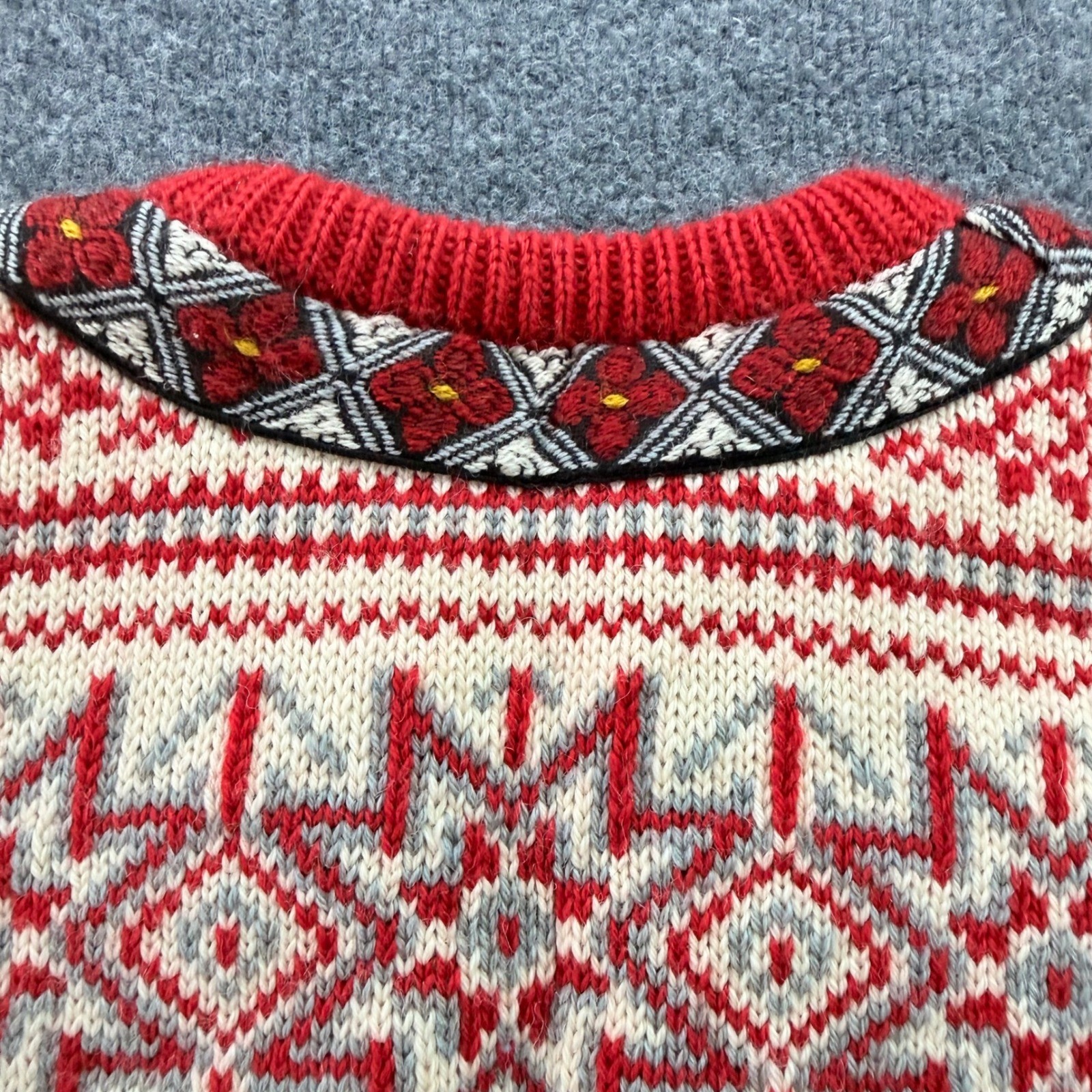 Vintage Dale of Norway NordicFair Isle Pure Wool Cardigan with Metal Clasps S