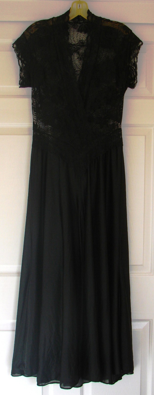 Vintage Black FARIS Stretch Lace Bodice Cap Sleeve Sweeping Skirt Nightgown L