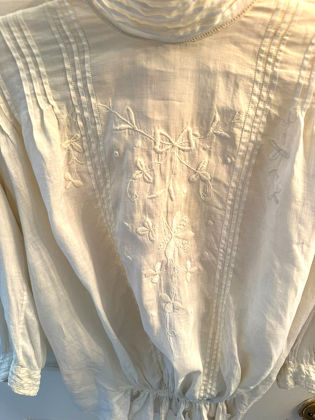 Antique Edwardian White Cotton Lawn Shirtwaist Blouse Early 1900s