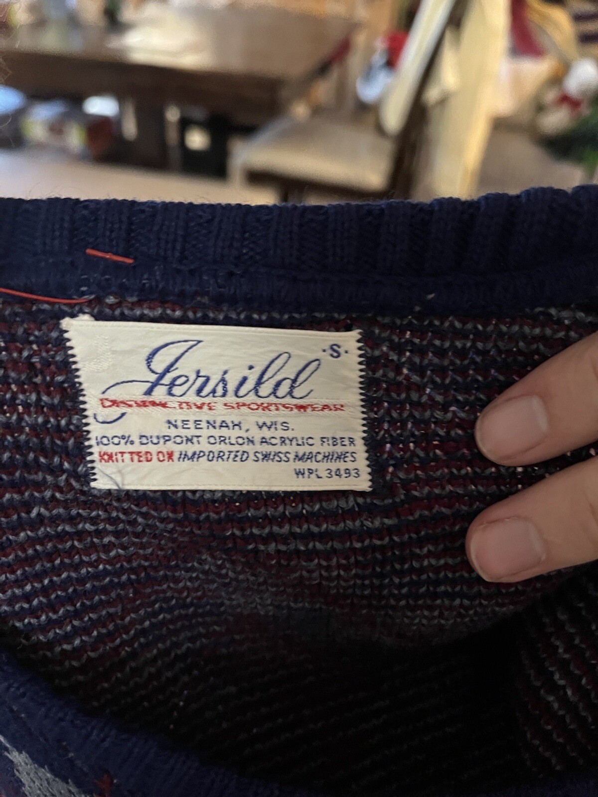 Retro Ugly Jersild 100% Acrylic Cropped Neenah Wisconsin Sweater Size Small