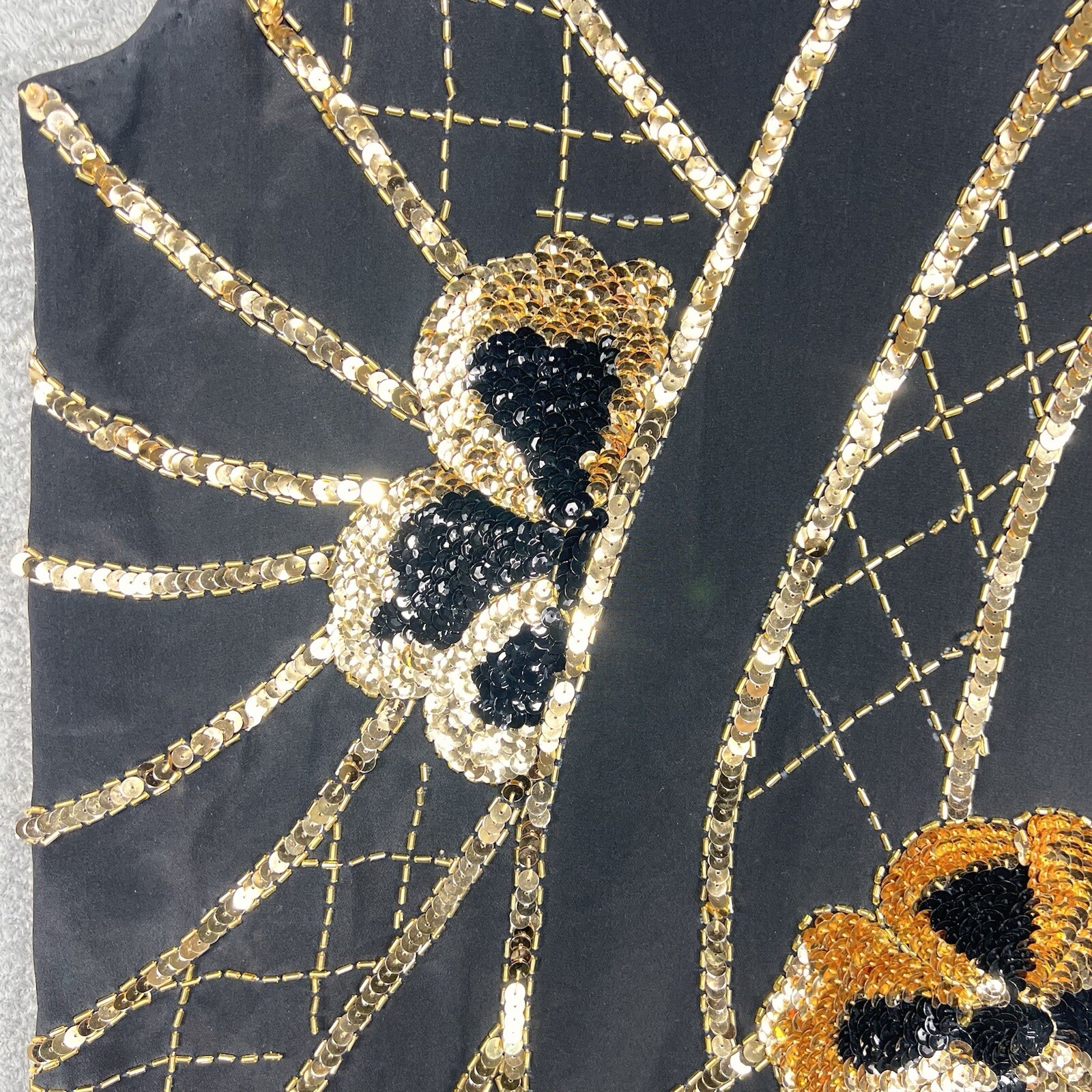 Sho Max 100% Silk Black Gold Sequin Dress Flower Design V Neck Women’s Large