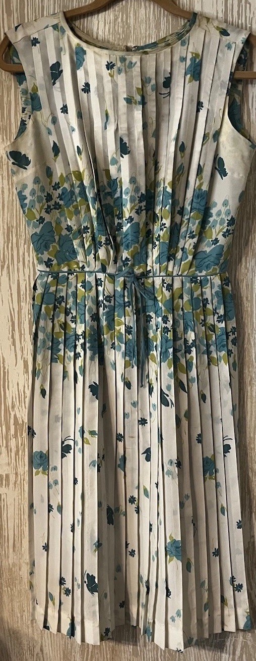 Vtg Betty Hartford Pleated Sleeveless Mid Length Floral Party Dress Cottage core