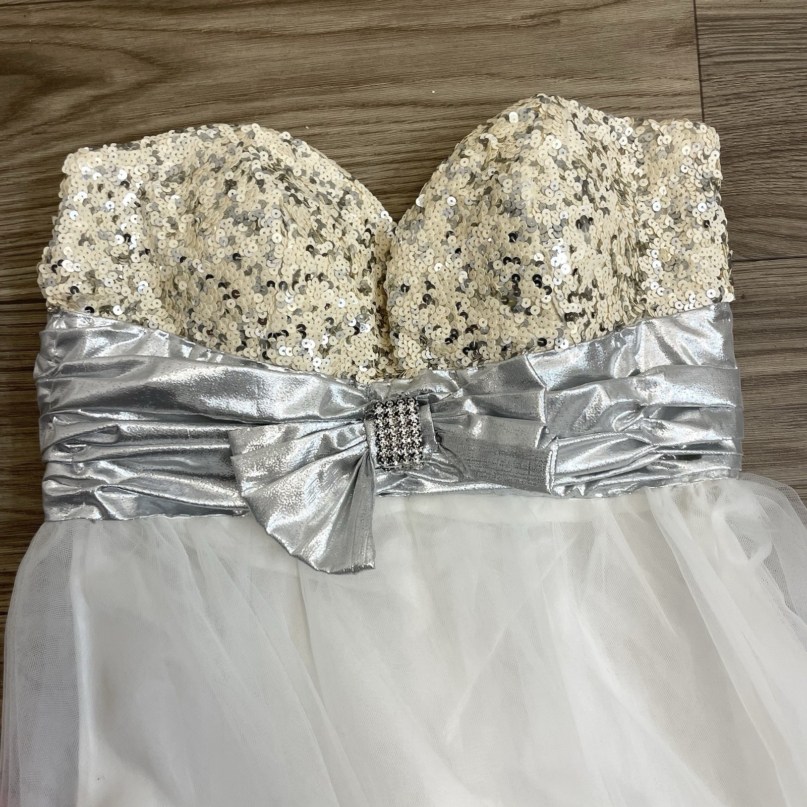 Aspeed Vintage 90s White & Silver Sequin Strapless Tulle Formal Prom Dress sz XS