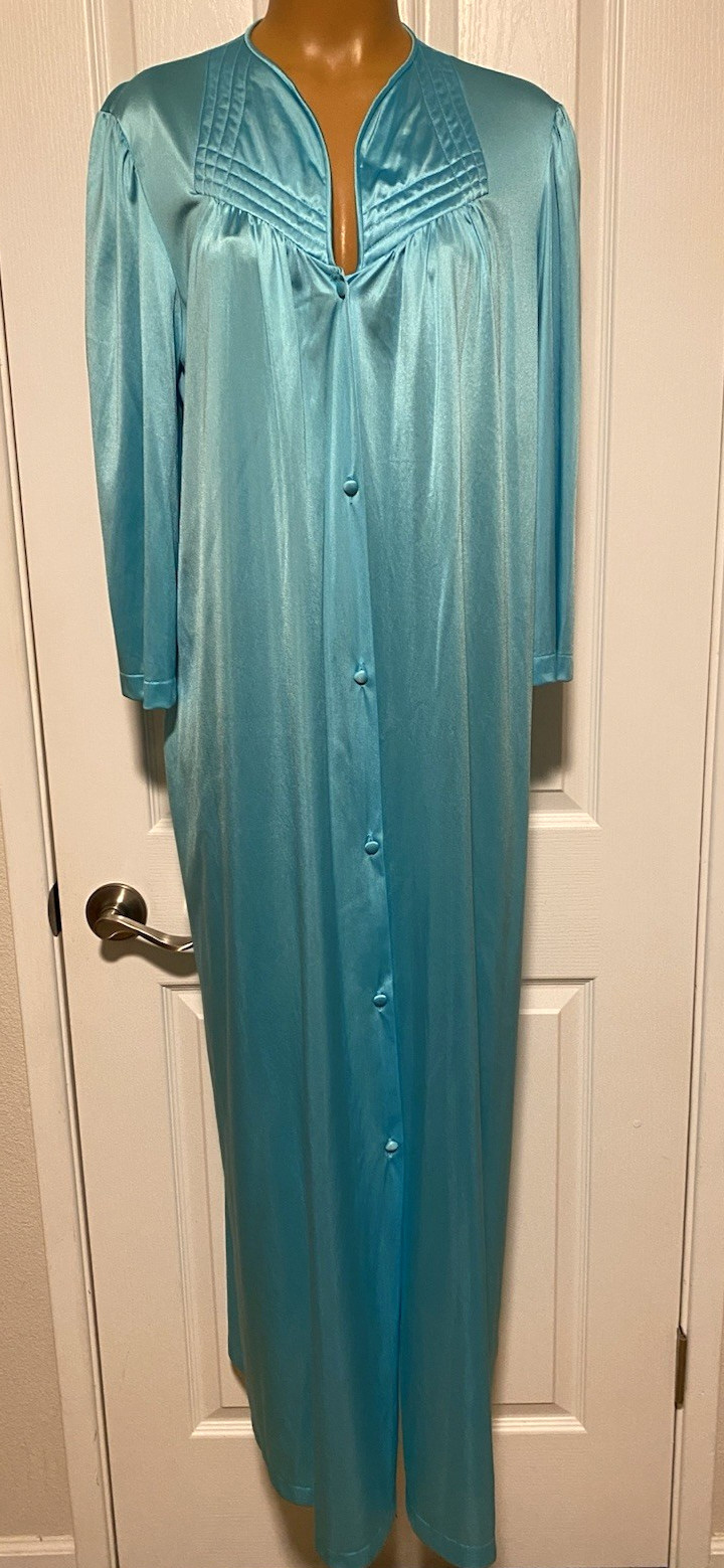 VTG 60’s VANITY FAIR TURQUOISE BLUE W/ QUILTED YOKE BUTTON DOWN LONG ROBE SZ M