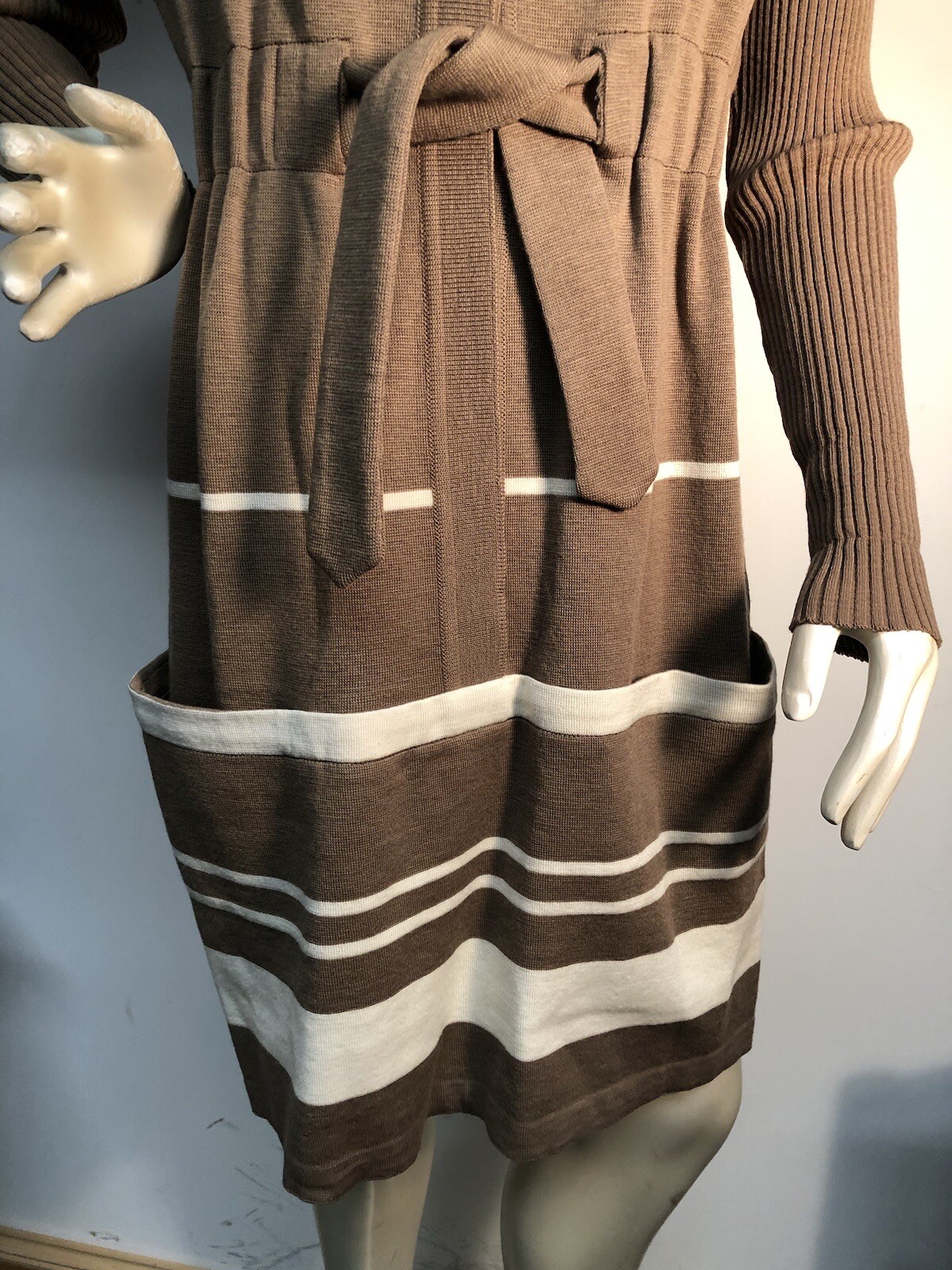 BERNARD PERRIS PARIS Vintage Beige WOOL DRESS Sz 42 – L