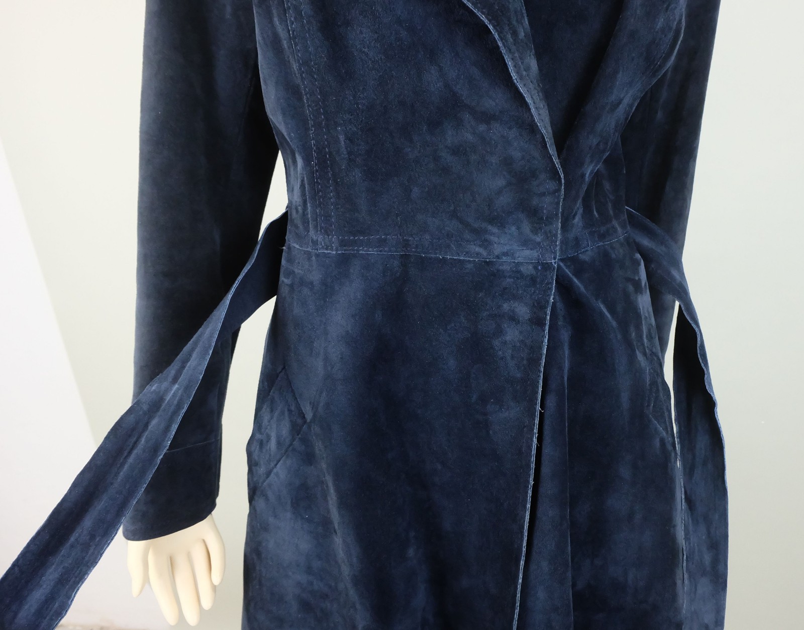 1970s Blue Suede Coat Size 38 True Vintage