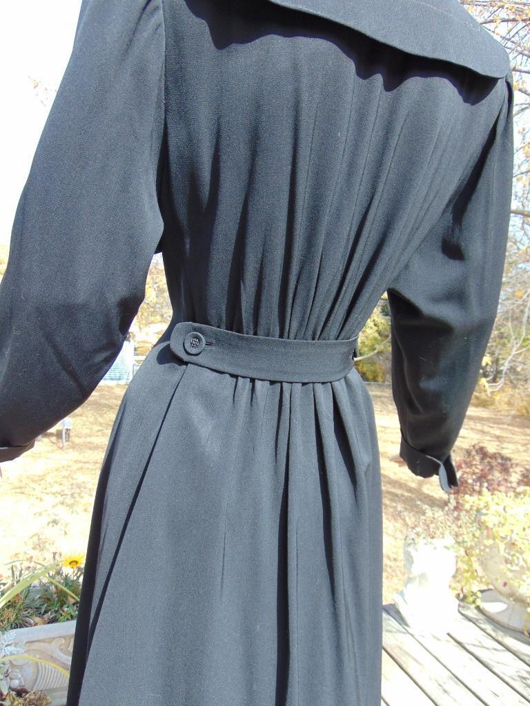 VTG 40s Forstmann Black Gabardine Belted Back Fitted Coat 34W