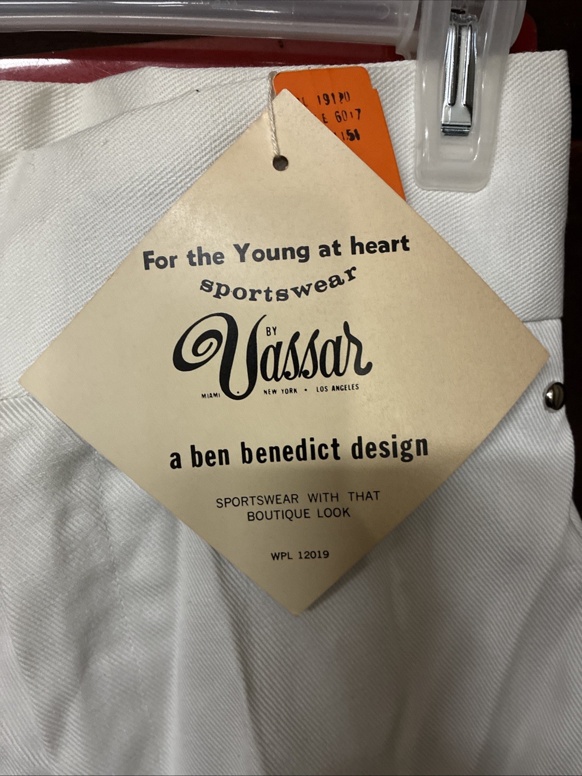 Vintage 1950s Junior’s by Vassar White Bell Bottom Pants w/Silver Buttons size 8