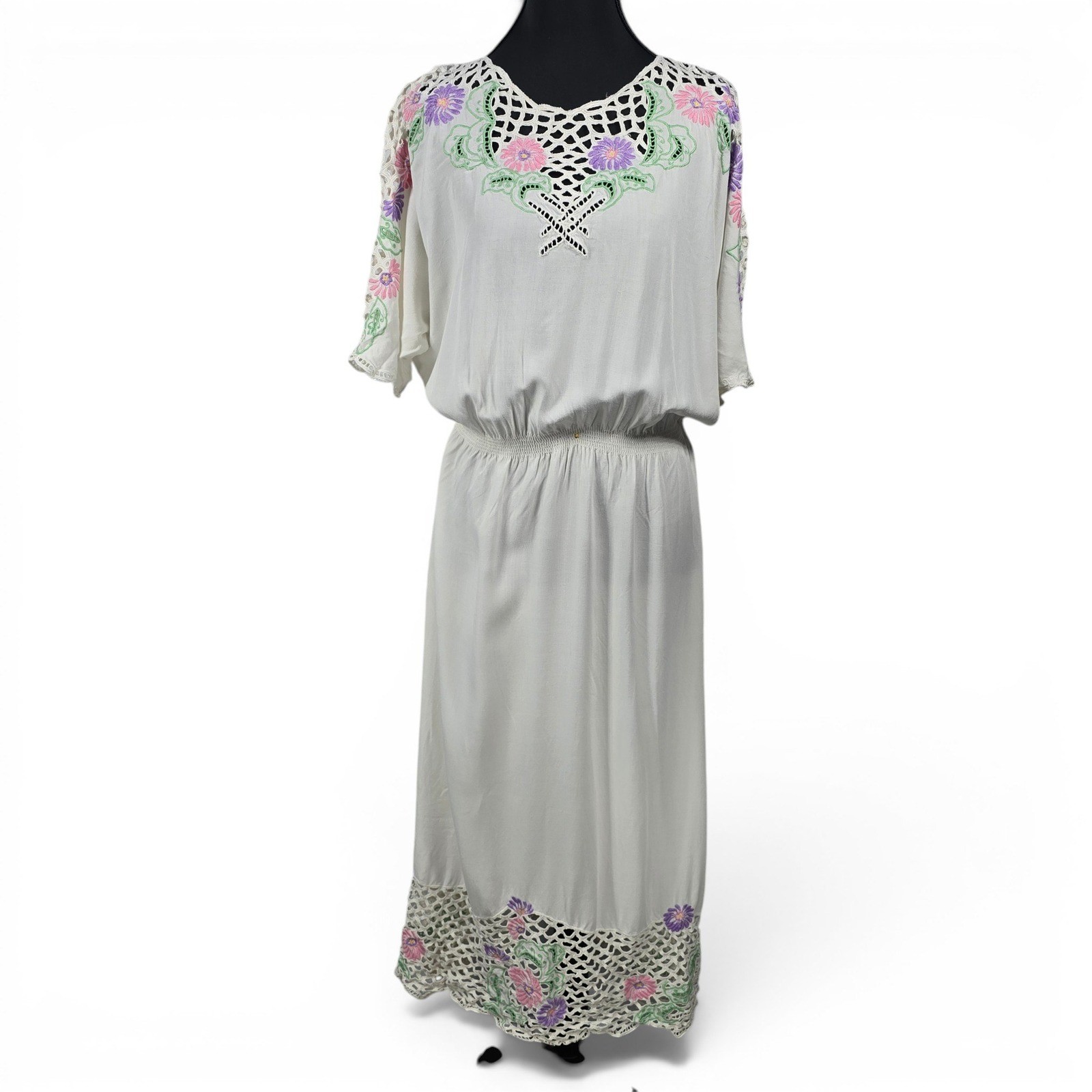 Vintage 70s White Floral Embroidered Crochet Lace Maxi Dress Elastic Waist Boho