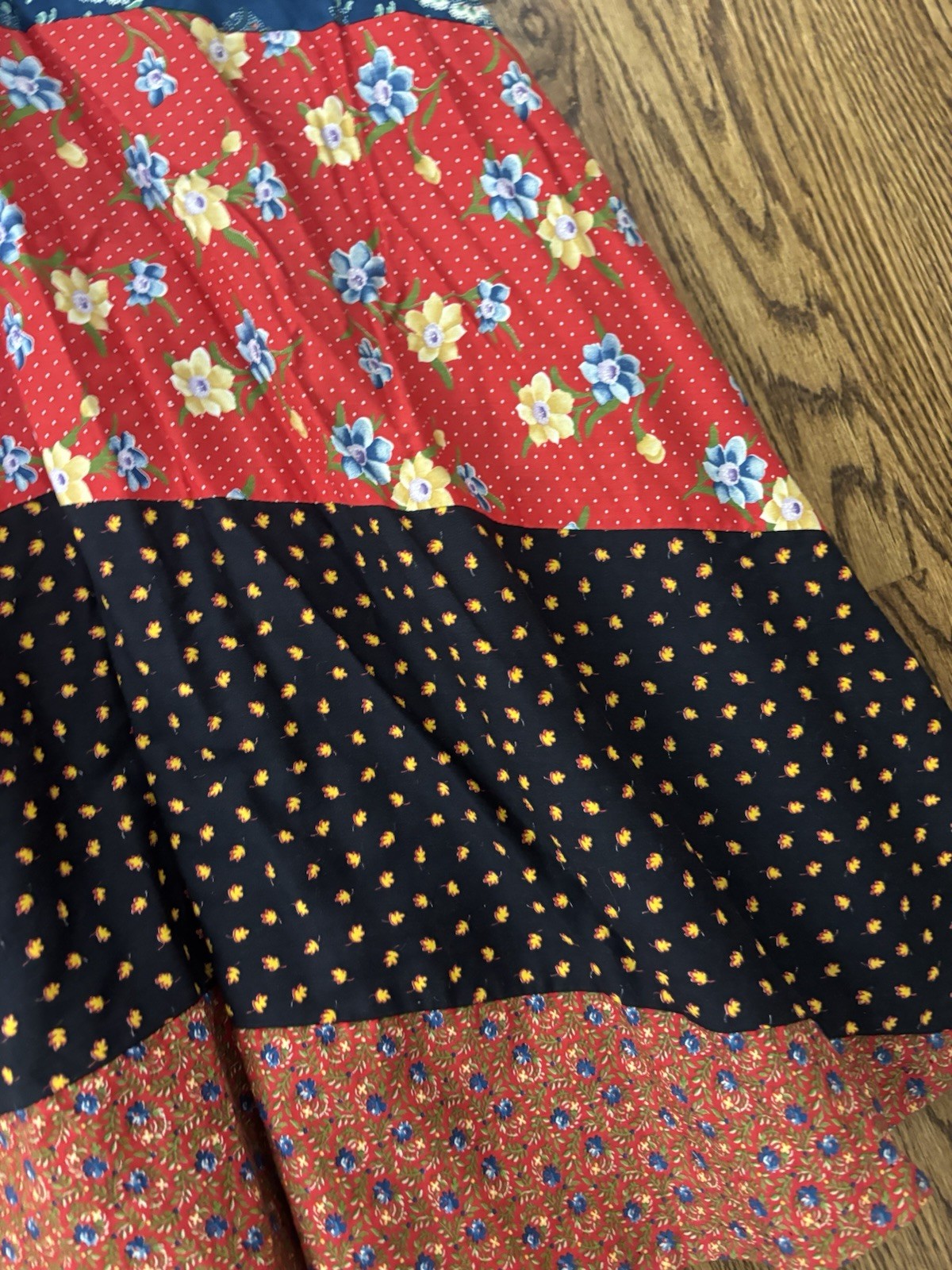 Vintage 1970’s Ma Mountain Artisans Full Circle Boho Hippie Patchwork Skirt 12