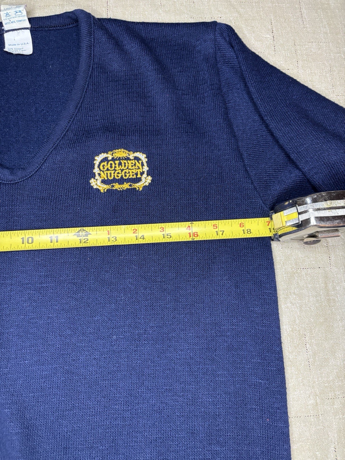 True Vintage Artex Golden Nugget Casino V Neck Sweater size M made in USA 70/80s