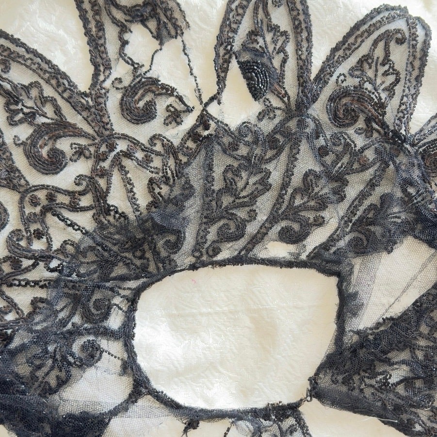 Antique Victorian French Jet Beaded Net Mantle / Capelet Mourning Attire AS IS