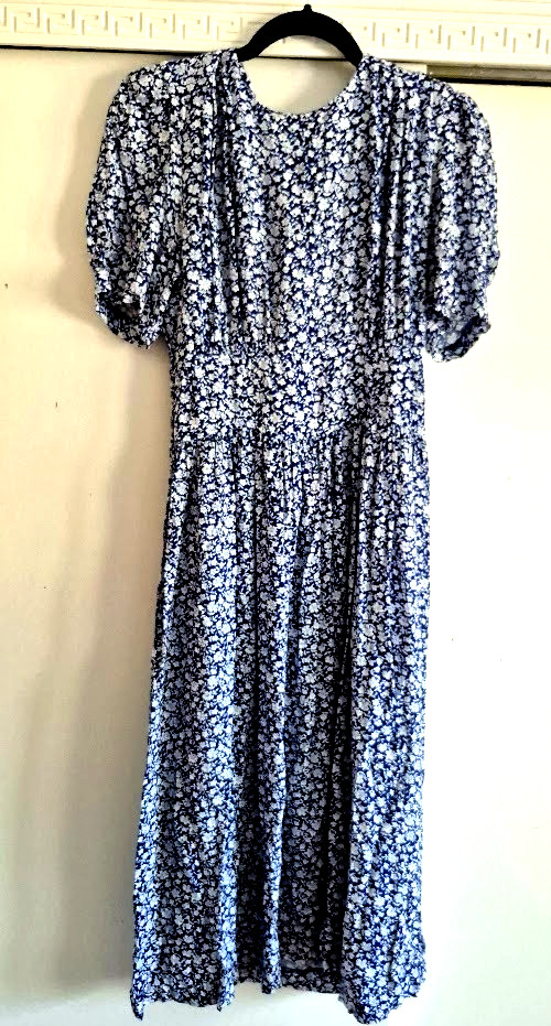 Ms. Darby Vintage Blue & White Summer Floral Midi Dress Size 6 – Fit & Flare