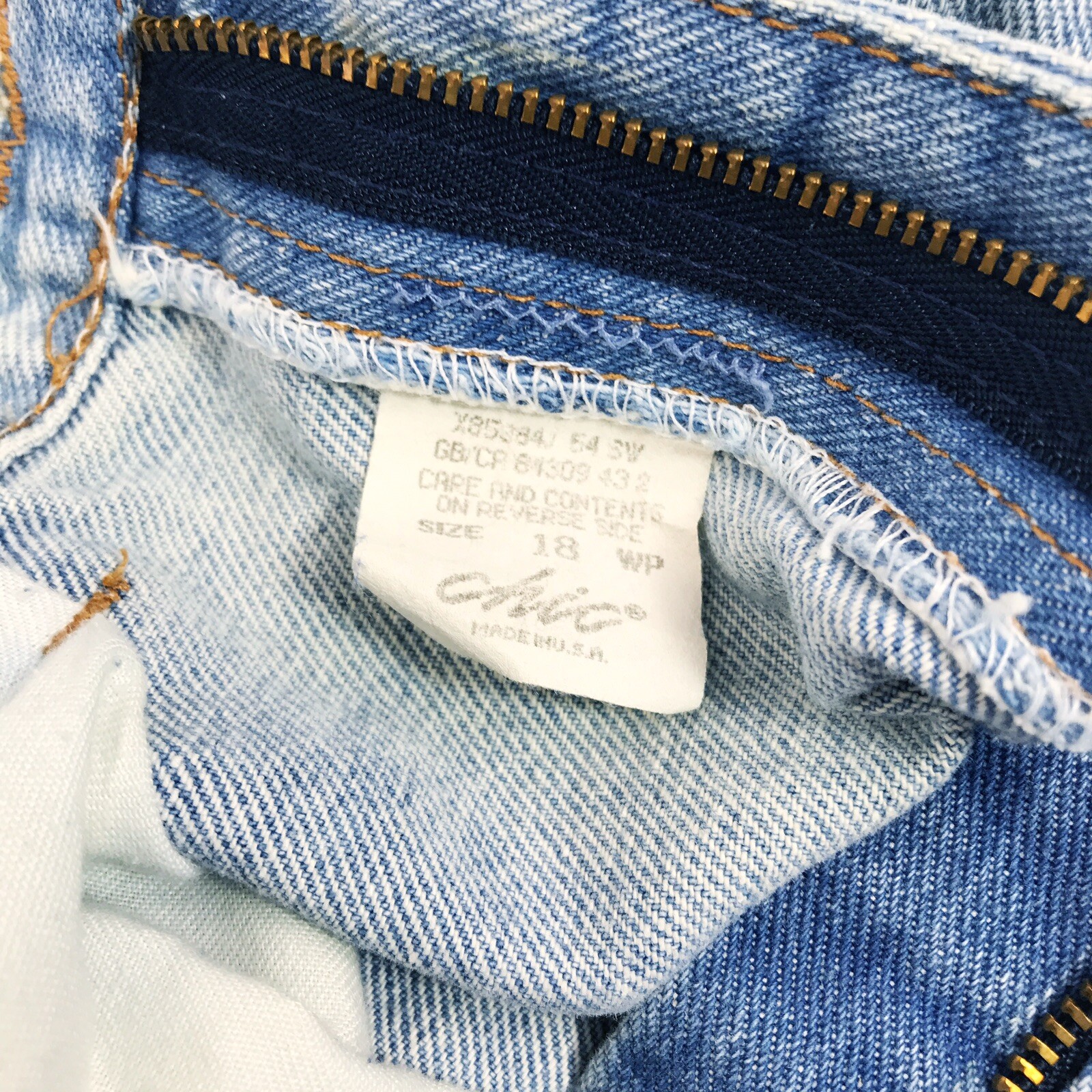 Chic Jeans Women’s 18 WP 34 x 28 Vintage 80’s Blue Tapered Leg High Waist Mom
