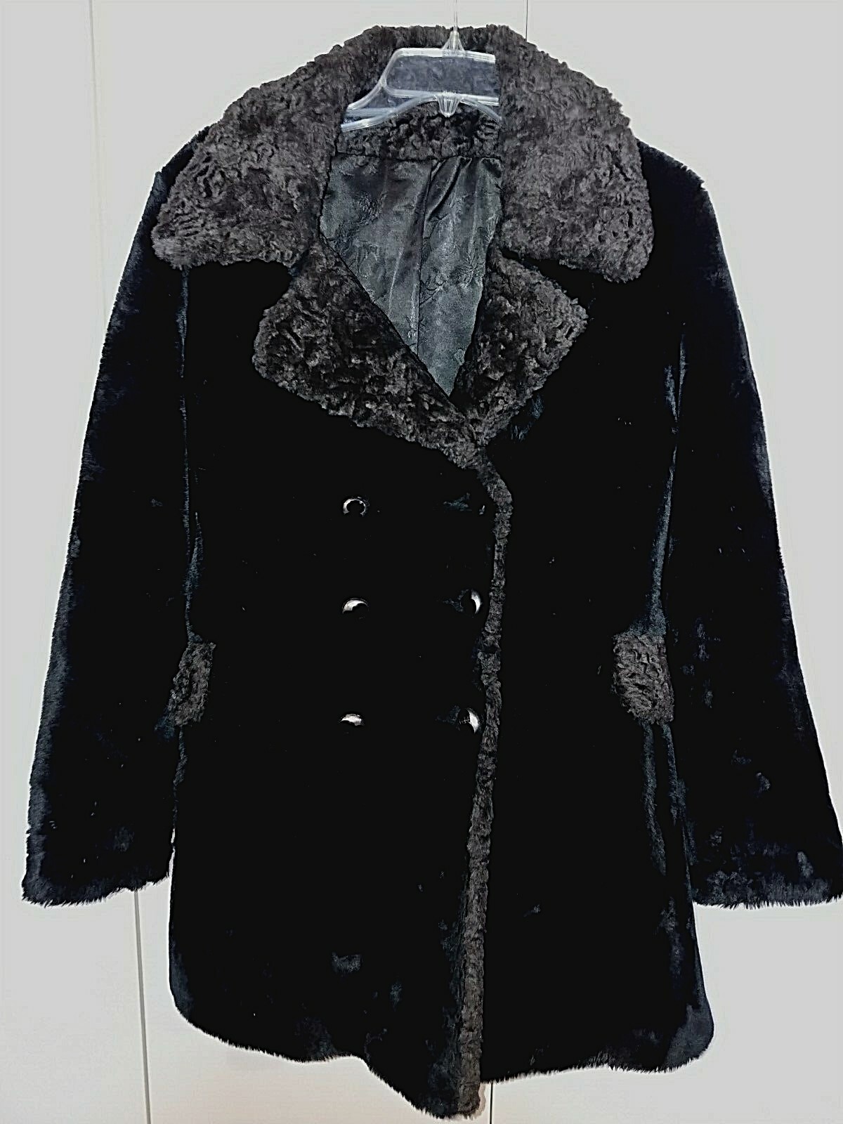 VINTAGE BORGANA BY RUSSEL TAYLOR FAUX FUR/FAUX PERSIAN LAMB COAT-M-GENTLY WORN