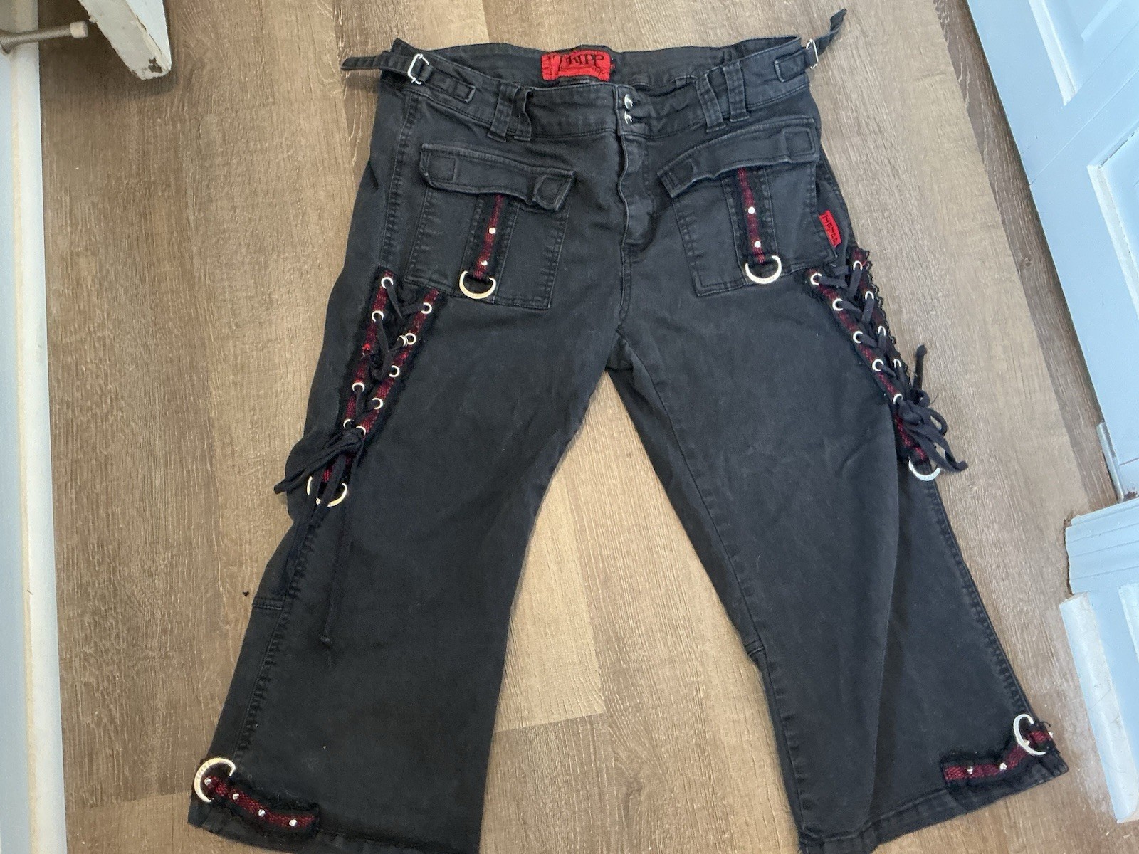 Vintage Y2k Tripp NYC Black Red Lace Up Corset Capris Size 15 Bondage Goth